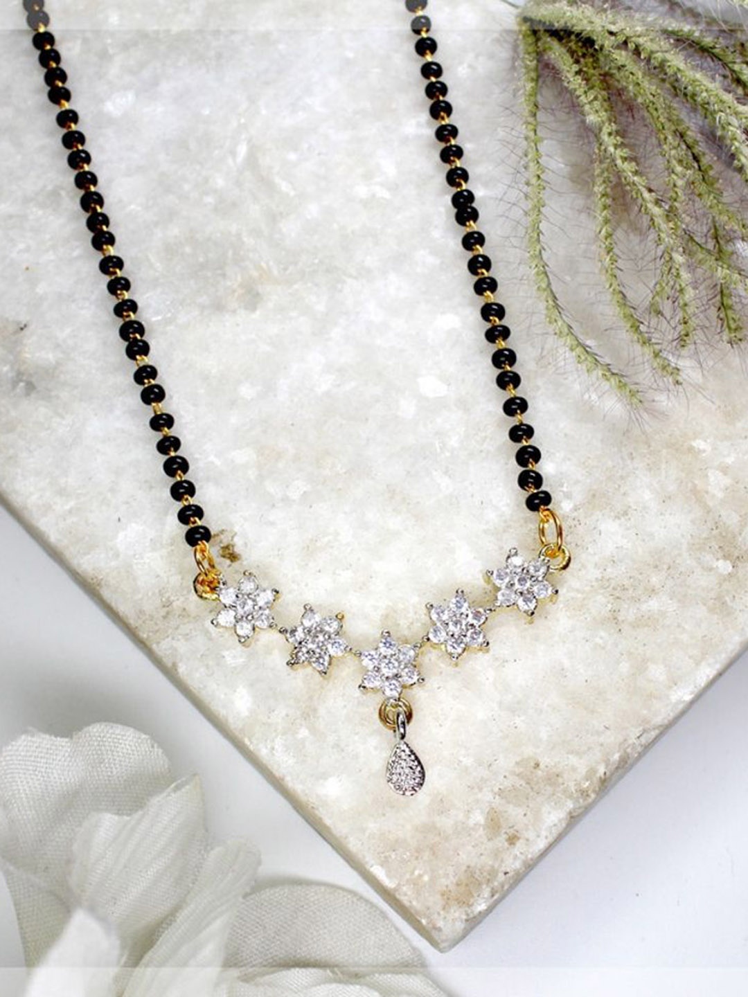 

Wynona Gold-Plated Stone Studded & Beaded Mangalsutra