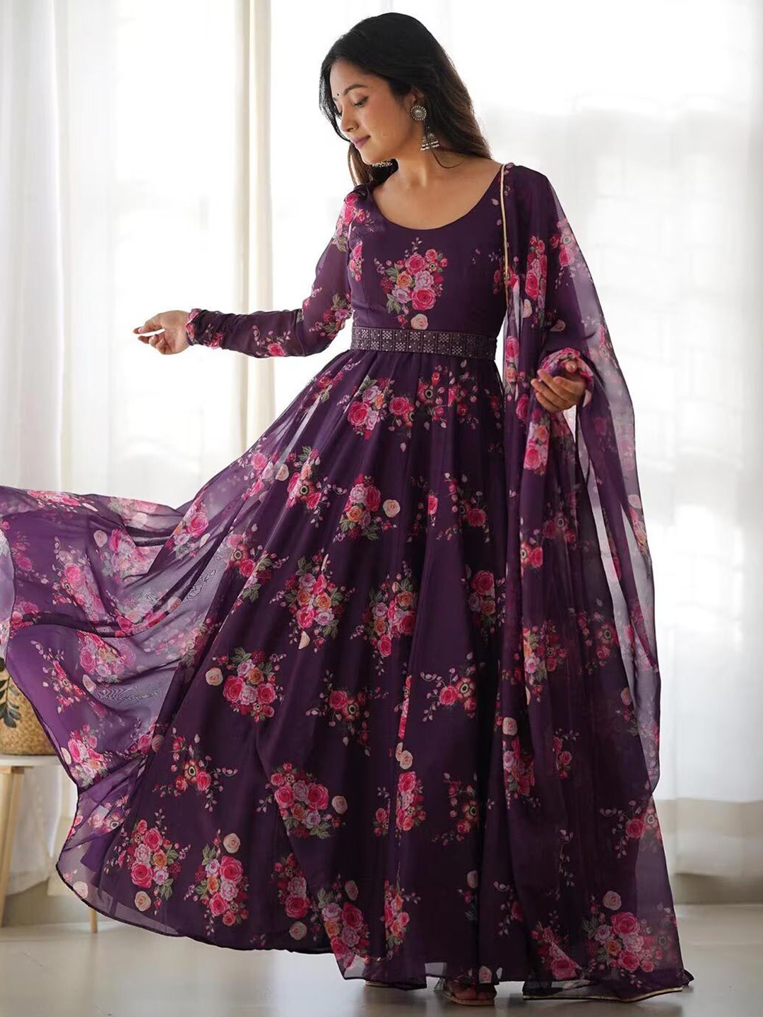 

APNISHA Women Floral Printed Fit & Flare Maxi Dress, Purple