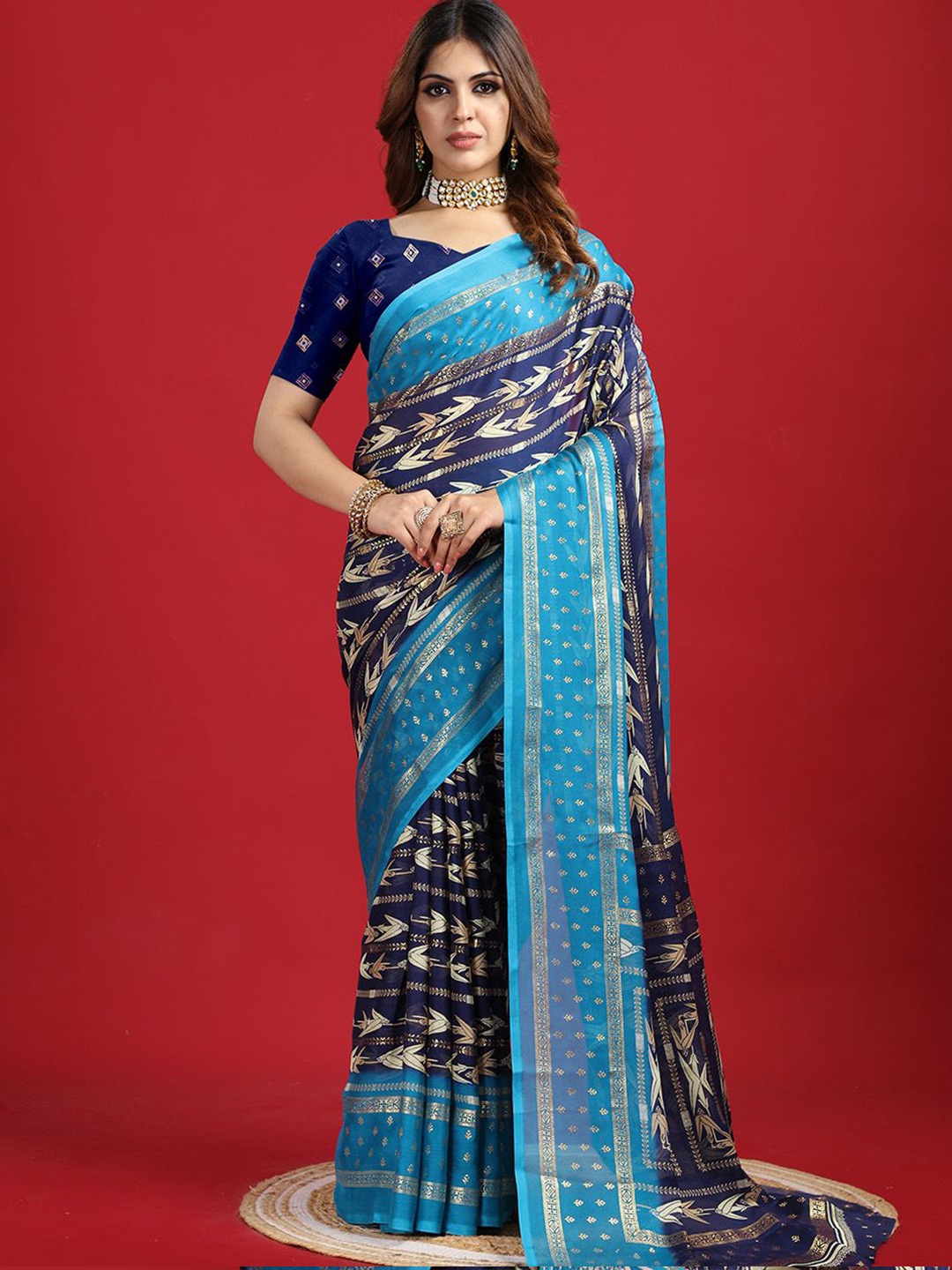 

A.V.M Prints Woven Design Saree, Navy blue