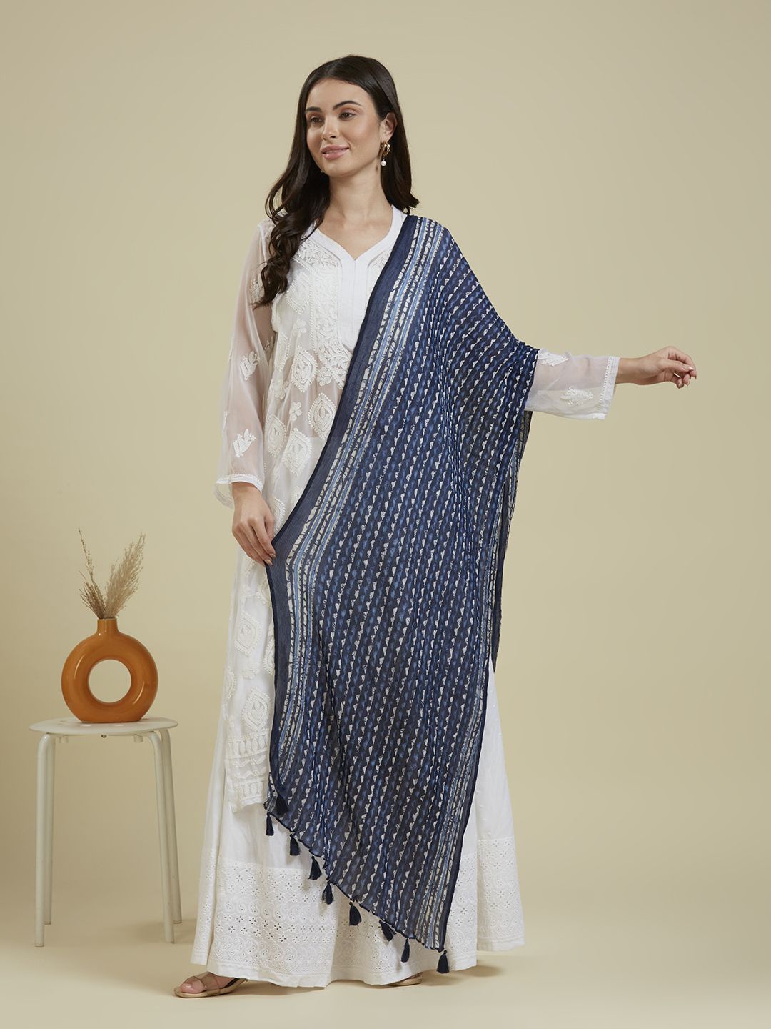 

Dupatta Bazaar Ethnic Motifs Printed Dupatta, Navy blue