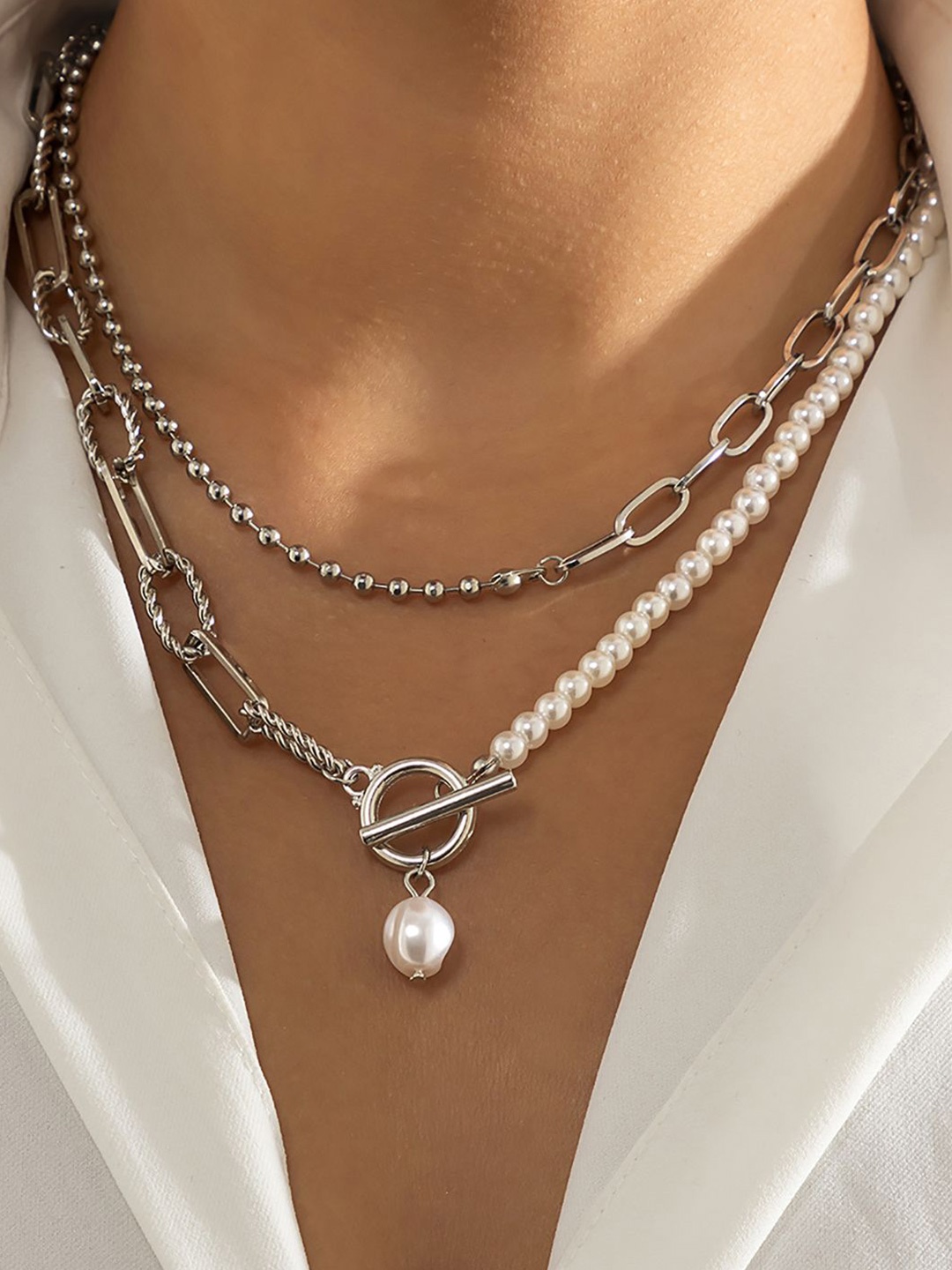 

StyleCast x Revolte Silver-Plated Layered Chain