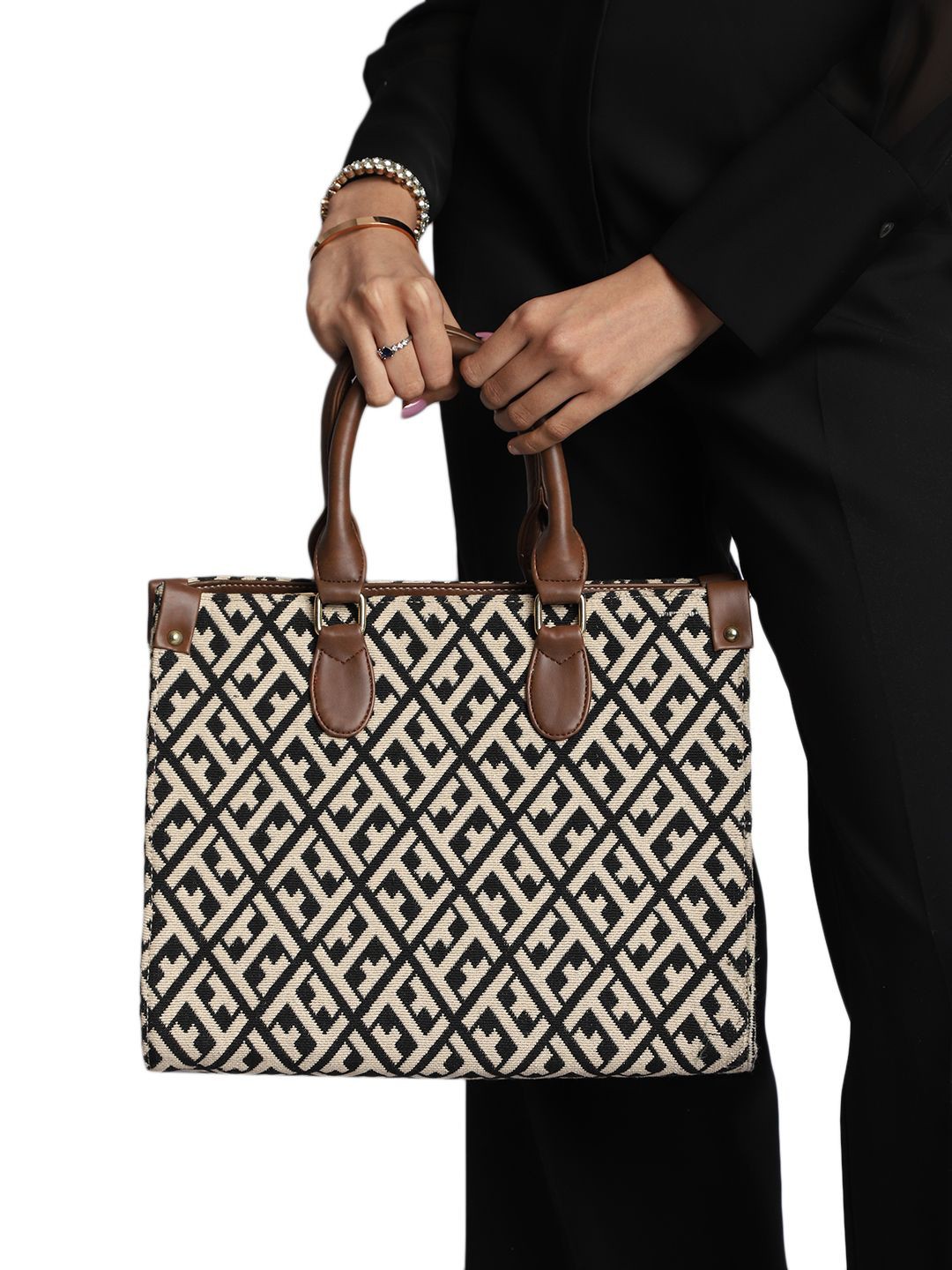 

MINI WESST Women Geometric Printed Structured Handheld Bag, Beige