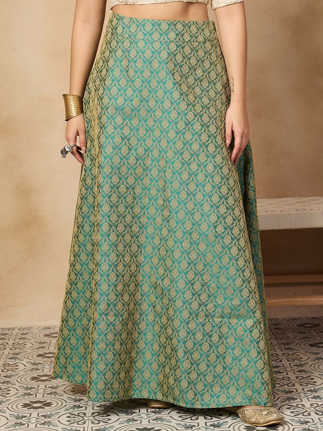 

InWeave Women Woven Design Brocade Side Slit A-Line Maxi Skirt, Green