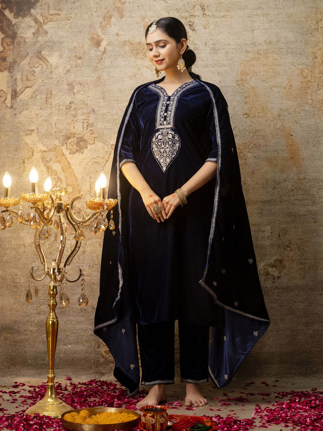 

VredeVogel Floral Embroidered Regular Sequinned Velvet Kurta With Trouser With Dupatta, Navy blue