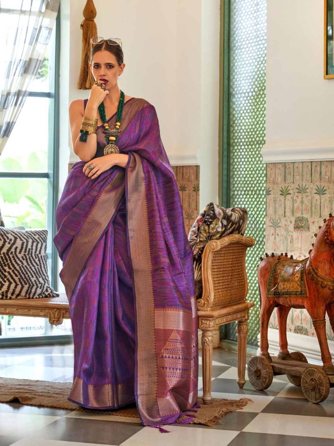 

Odette Women Organza Woven Saree with Unstitched Blouse, Blue