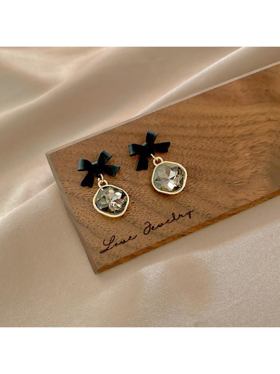 

DESTINY JEWELS Stone Studded Circular Drop Earrings, Gold