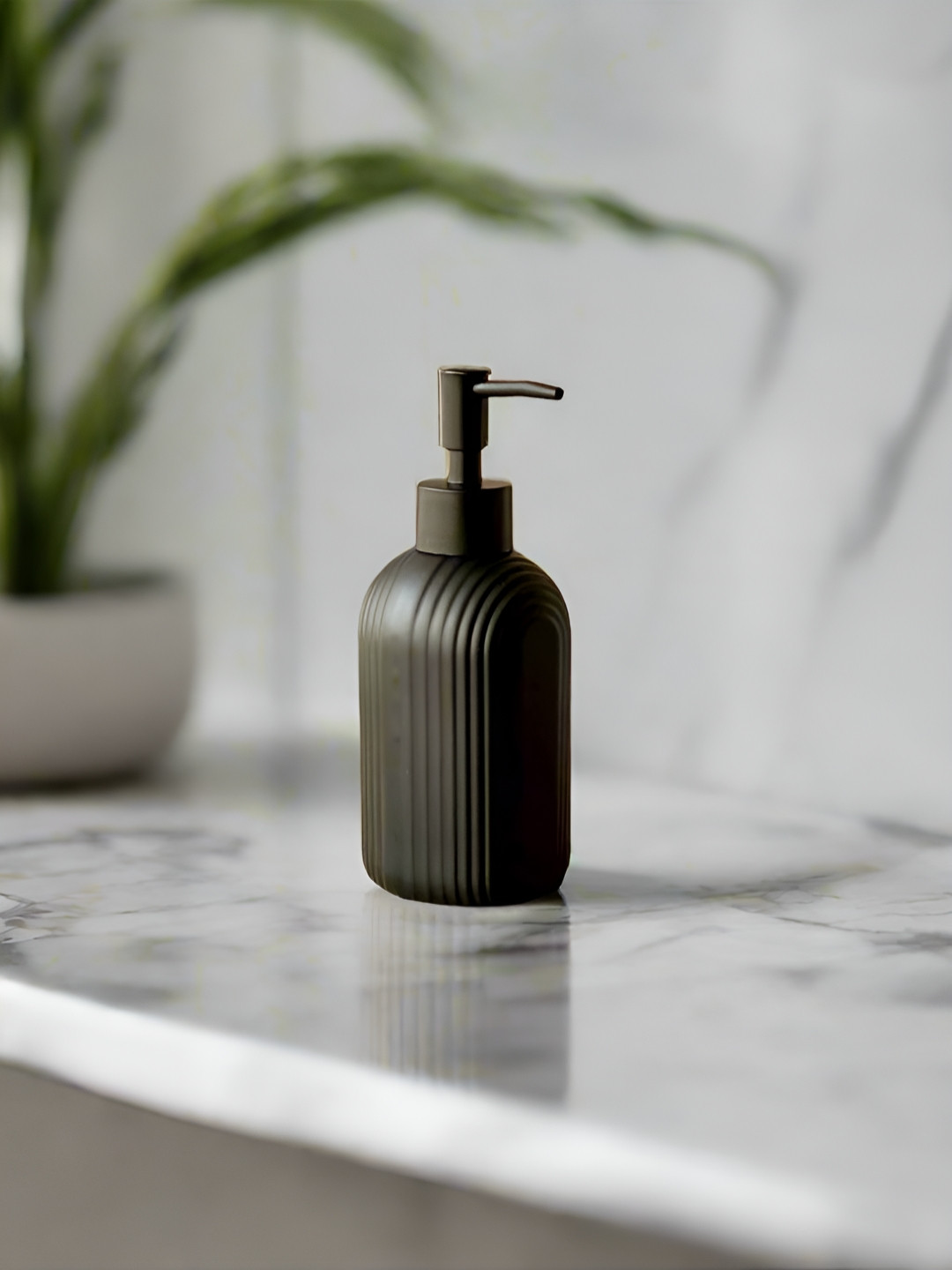 

Mason Home Black Ceramic Soap Dispenser