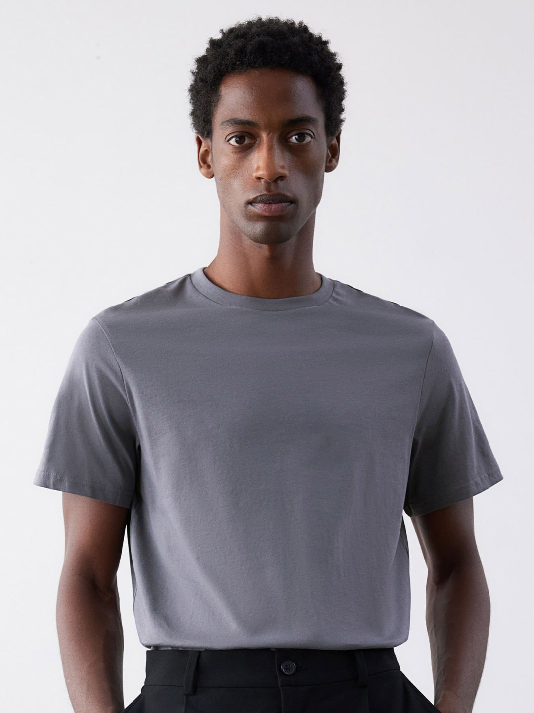 

H&M Regular Fit Round-Neck T-Shirt, Grey