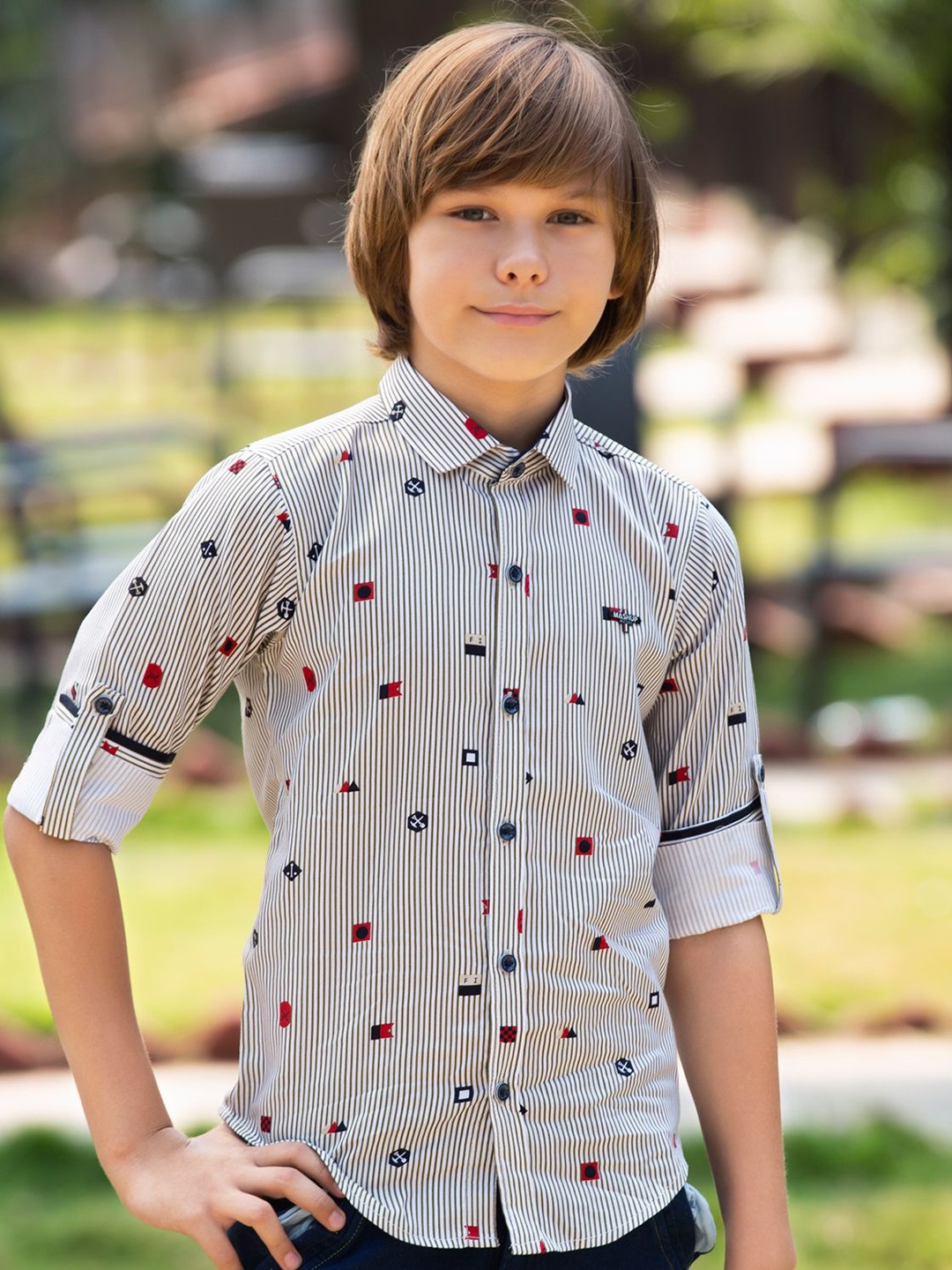 

MashUp Boys Classic Fit Spread Collar Vertical Striped Cotton Casual Shirt, White