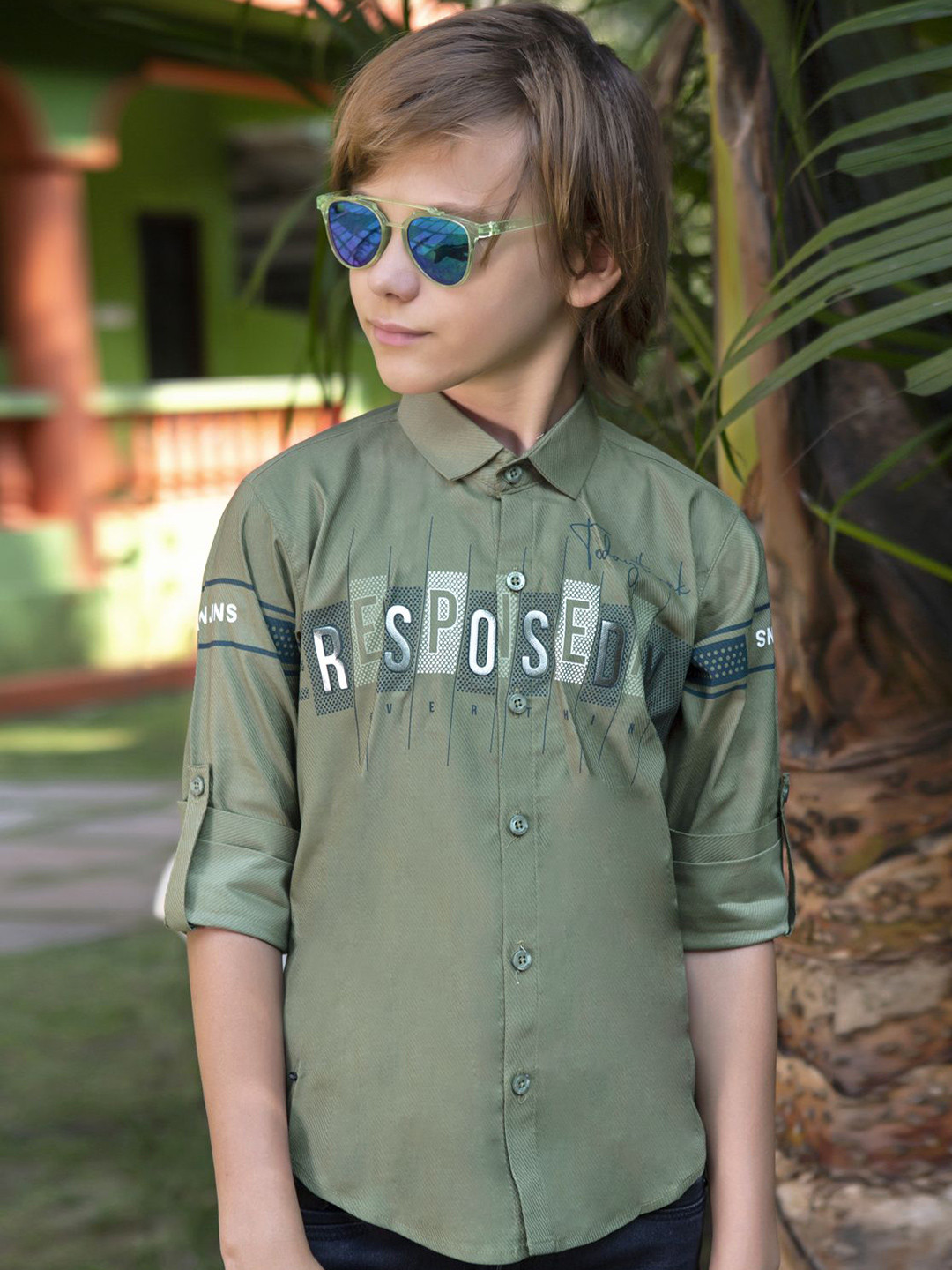 

MashUp Boys Classic Spread Collar Typography Printed Cotton Casual Shirt, Olive
