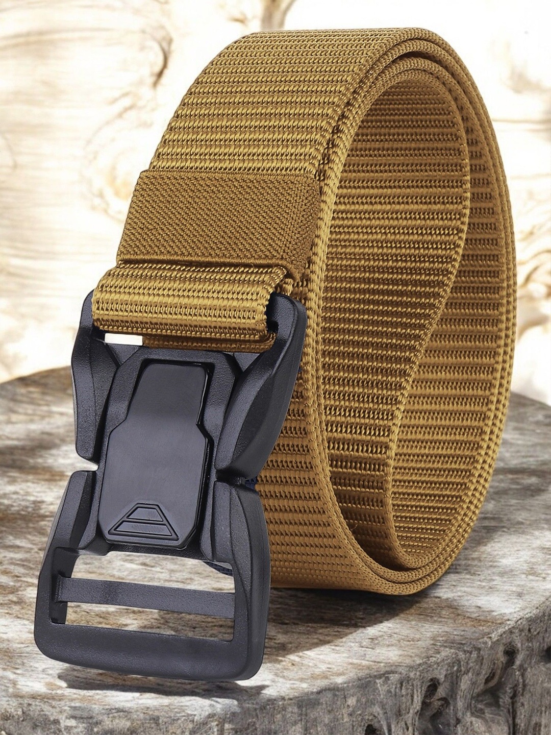 

glitchez Men Textured Belt, Gold