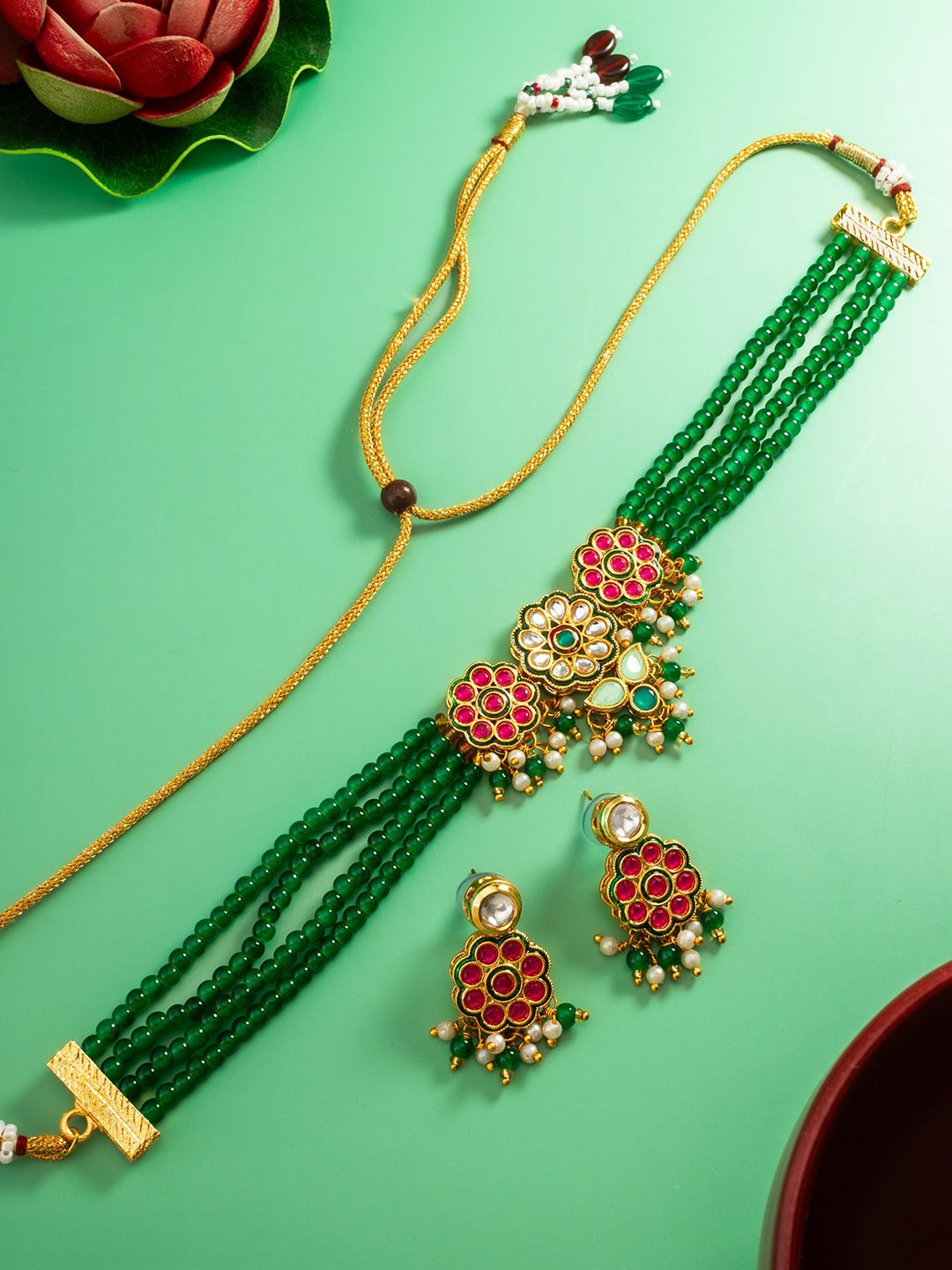 

aadita Kundan-Studded Necklace & Earrings, Green