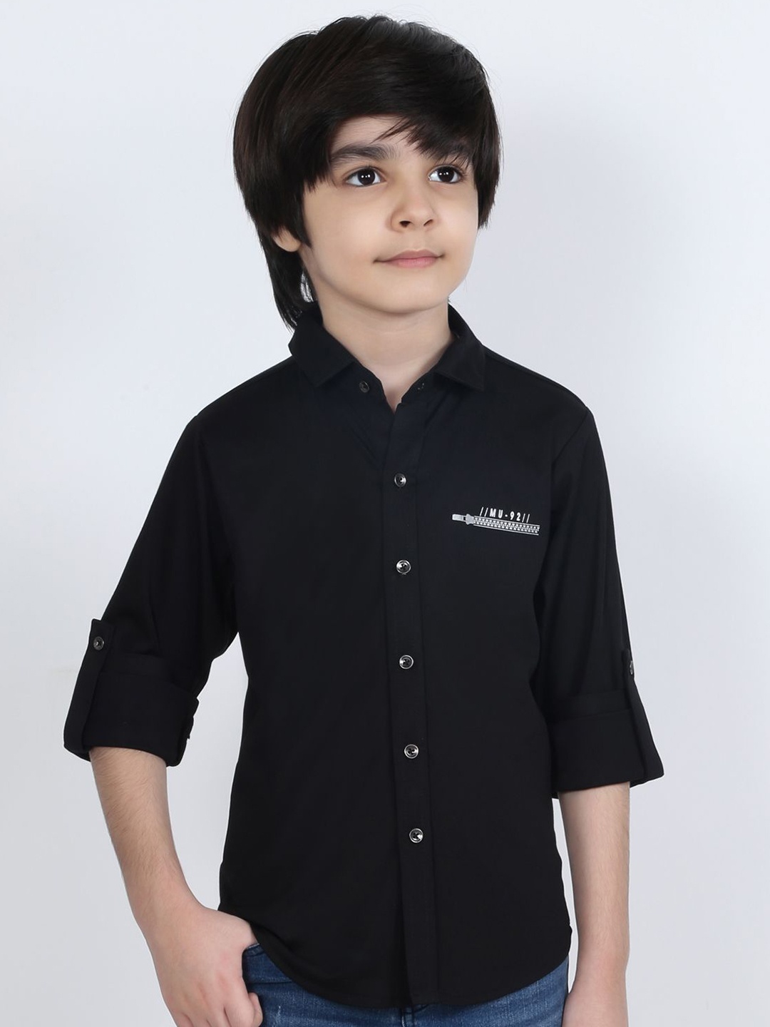 

MashUp Boys Classic Spread Collar Solid Cotton Casual Shirt, Black