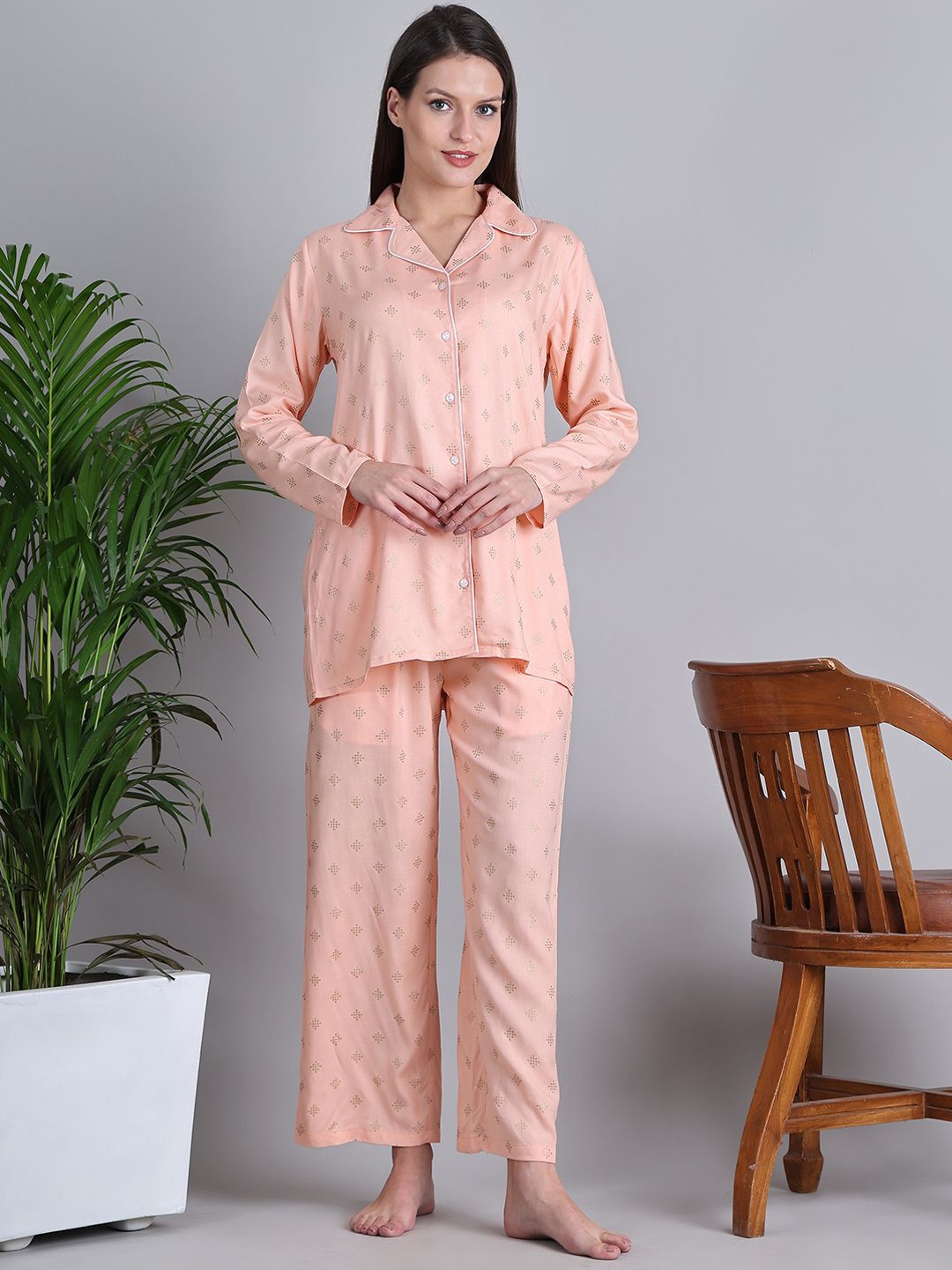 

Purple State Women Printed Night suit, Peach