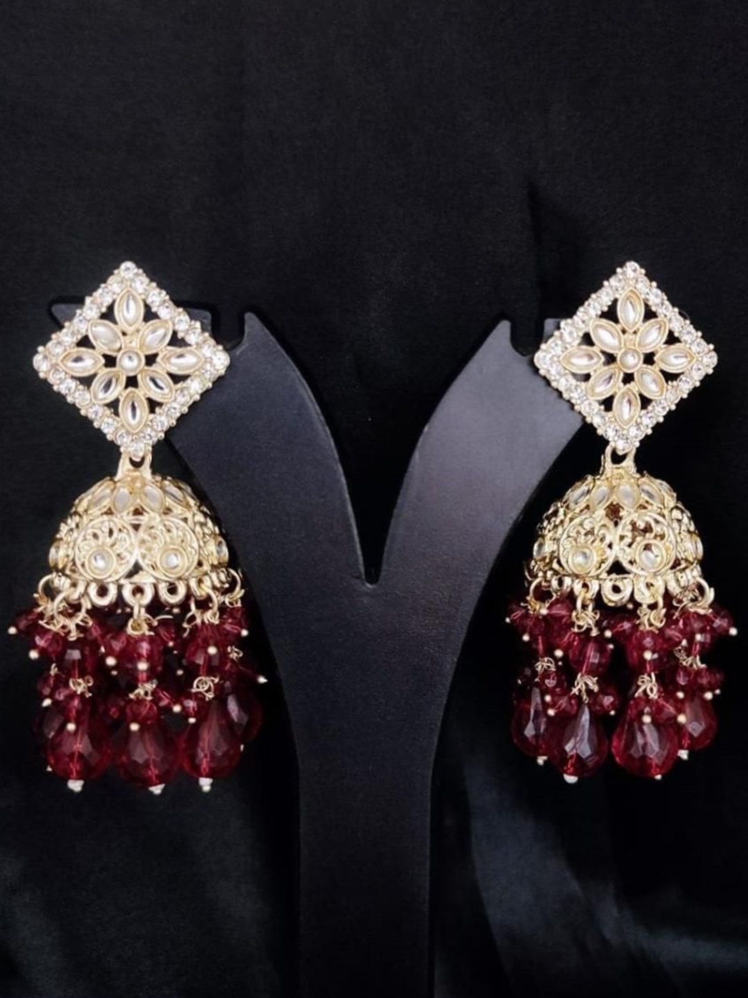 

Gyaan Jewels Stone Studded & Beaded Dome Shaped Jhumka, Gold