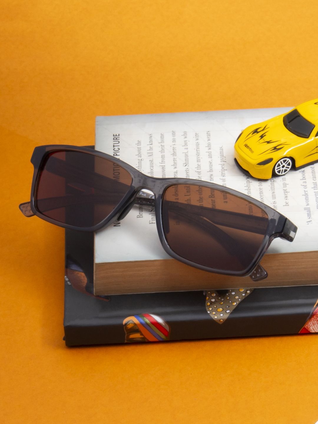 

Ted Smith Unisex Rectangle Sunglasses with Polarised and UV Protected Lens SUN-CAYSON_C5, Brown