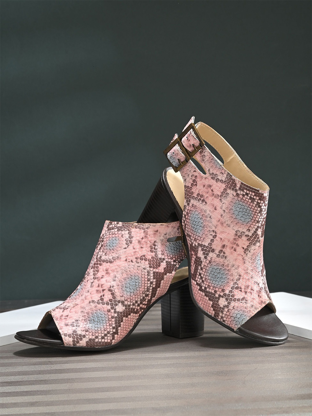 

CARLO ROMANO Women Printed Mules, Pink
