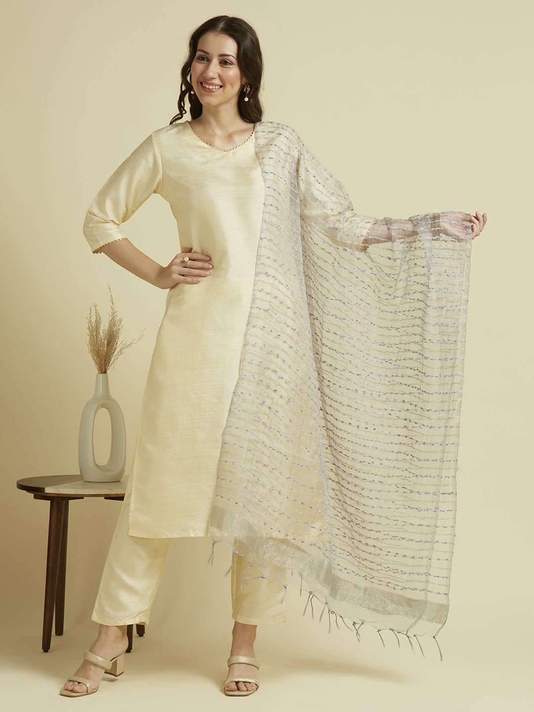 

Dupatta Bazaar Woven Design Organza Dupatta with Zari, Grey
