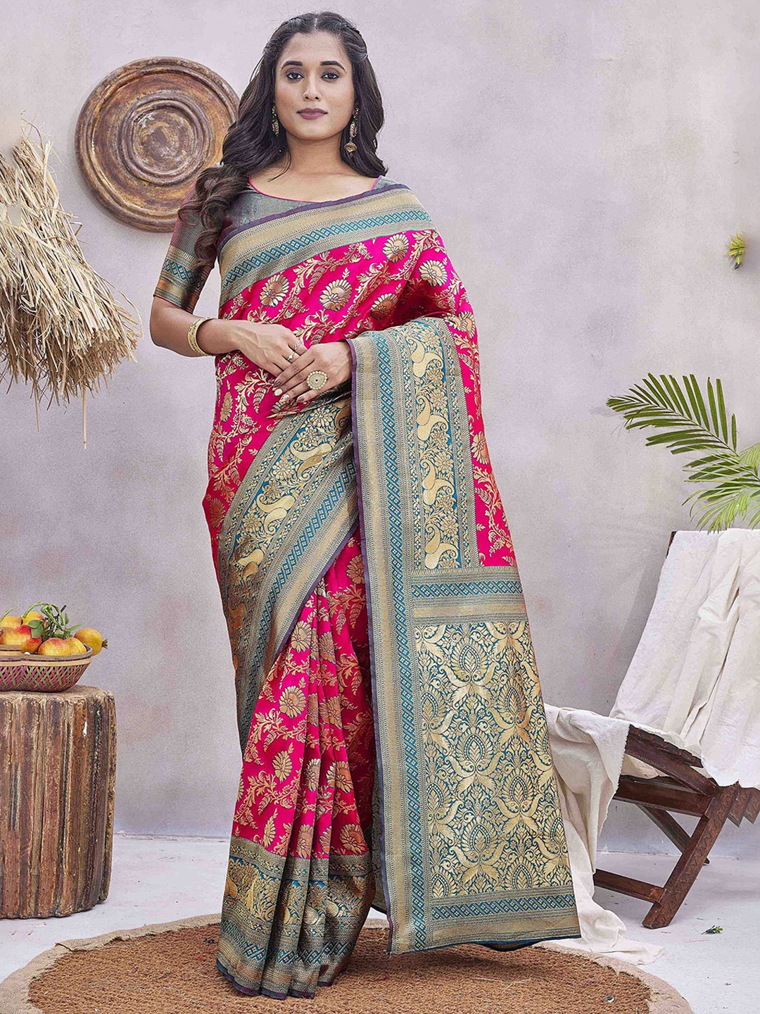 

KSM PRINTS Woven Design Zari Saree, Pink