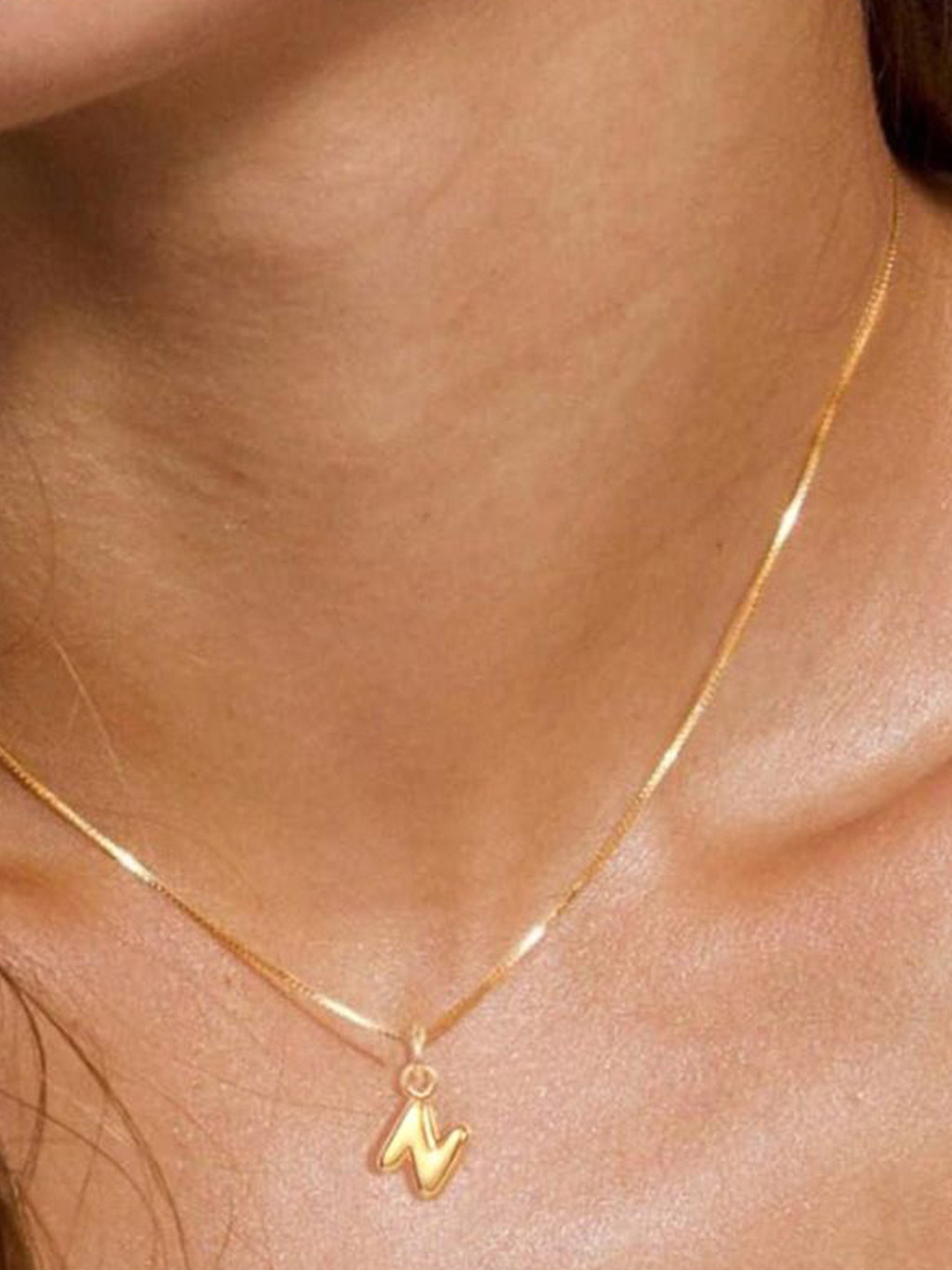

StyleCast x Revolte Gold-Plated Pendant With Chain