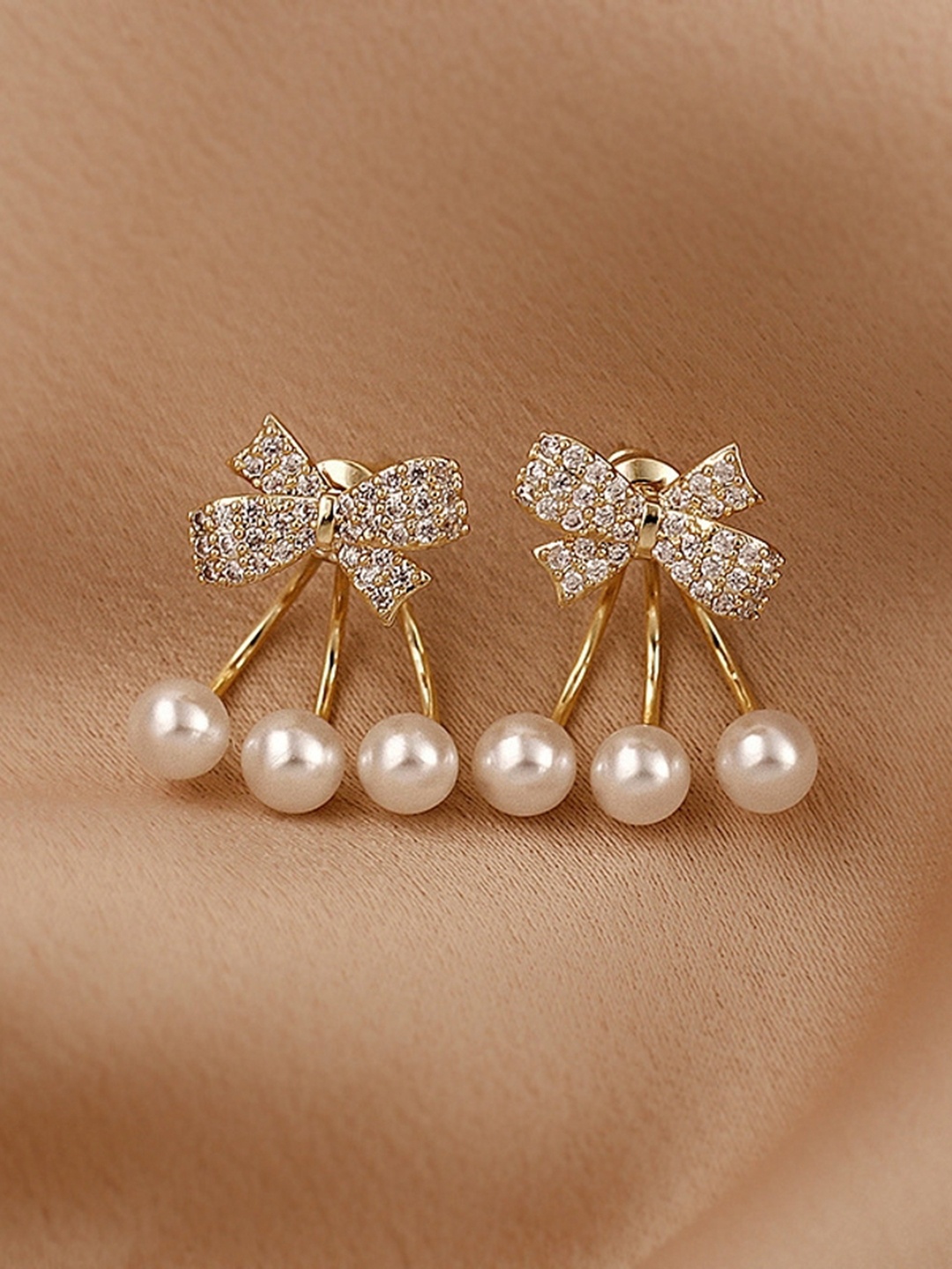 

DESTINY JEWELS Gold-Plated Pearls Butterfly Studs
