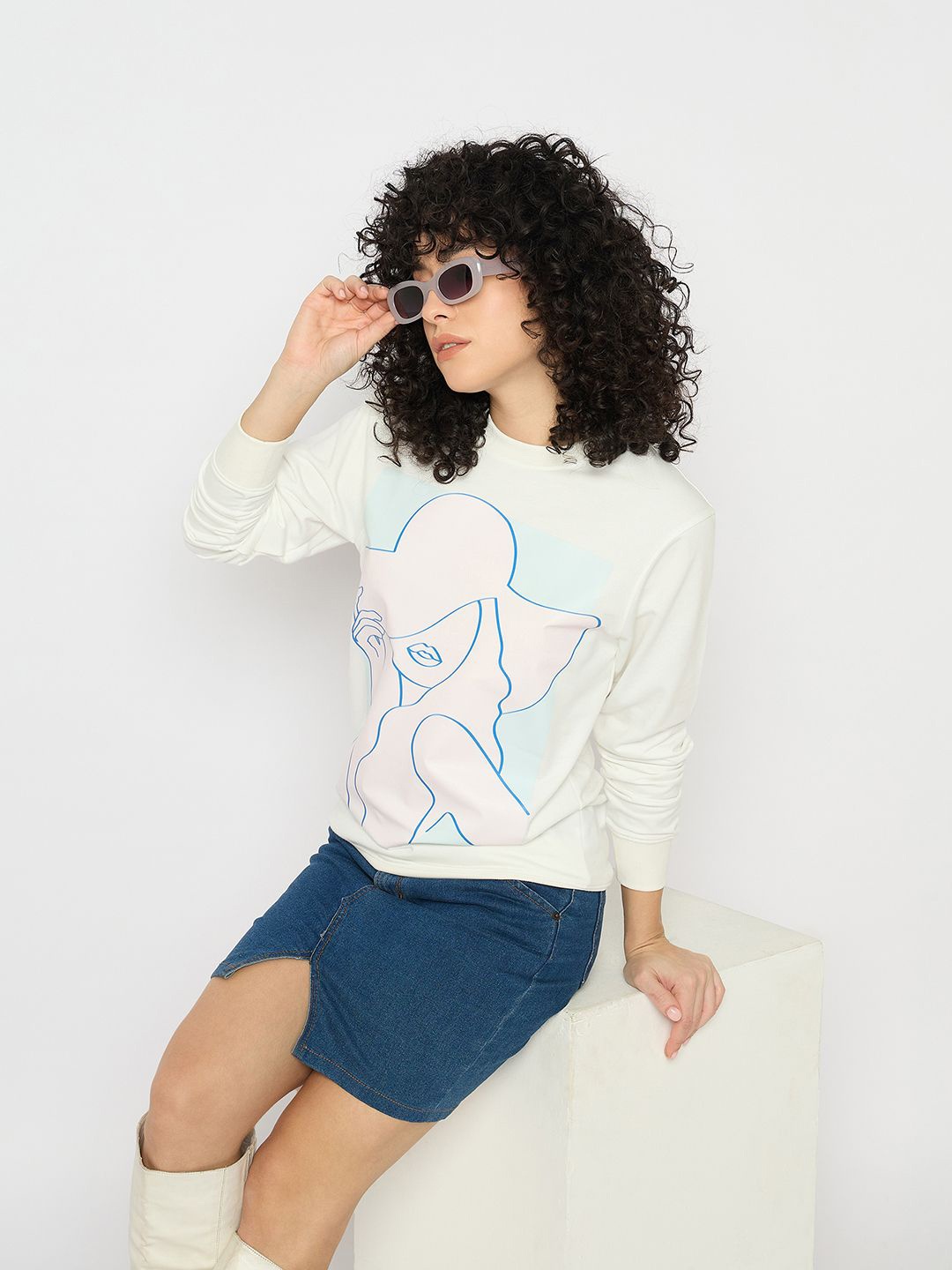 

Mast & Harbour Women Printed Sweatshirt, Off white