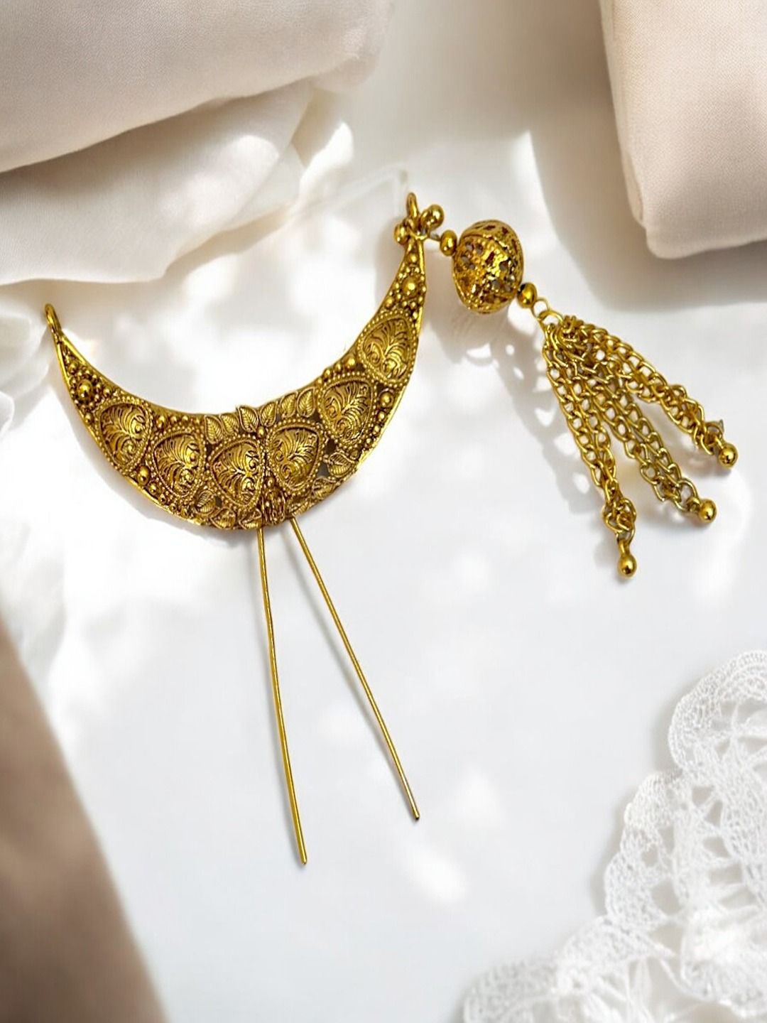 

AccessHer Women Hair Accessory Set of, Gold