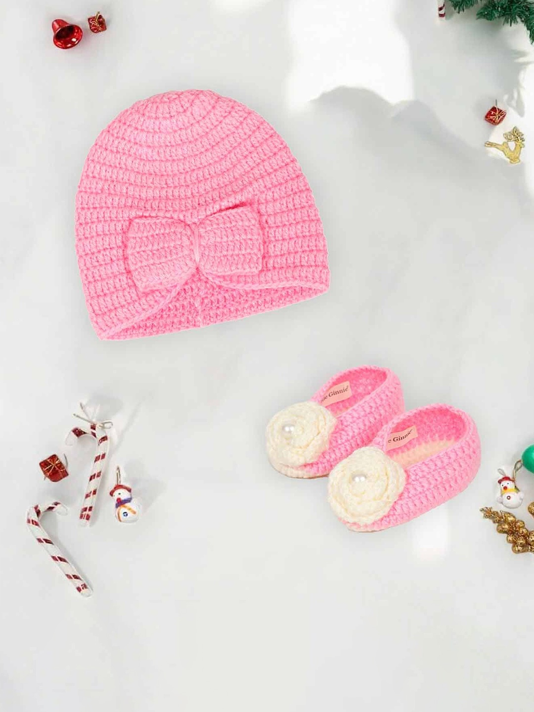 

LITTLE GINNIE Kids Self Design Woollen Bow Beanie Cap With Booties, Pink