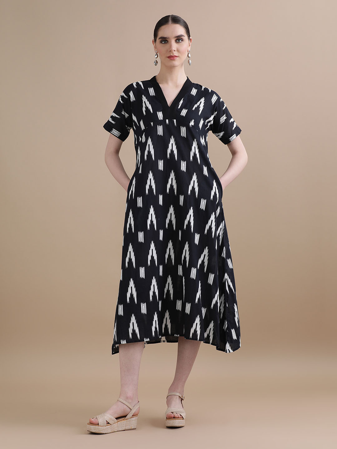 

BLACK & BLAH BLAH Relaxed Fit Ikat Printed Pure Cotton A-Line Midi Dress
