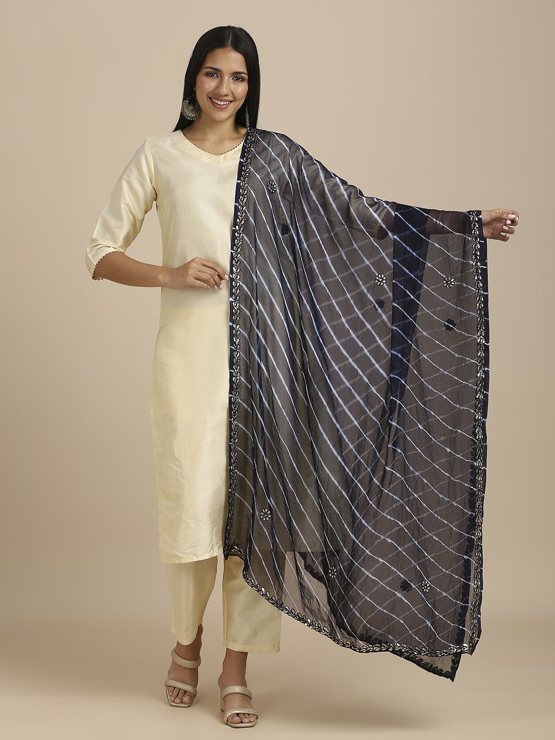 

Dupatta Bazaar Leheriya Embroidered Dupatta With Gotta Patti, Navy blue