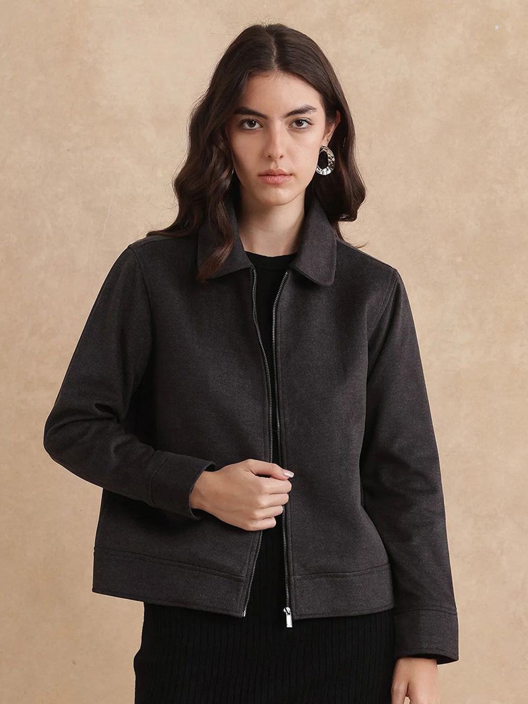 

RAREISM Women GYMPIE Spread Collar Solid Casual Tailored Jacket, Black