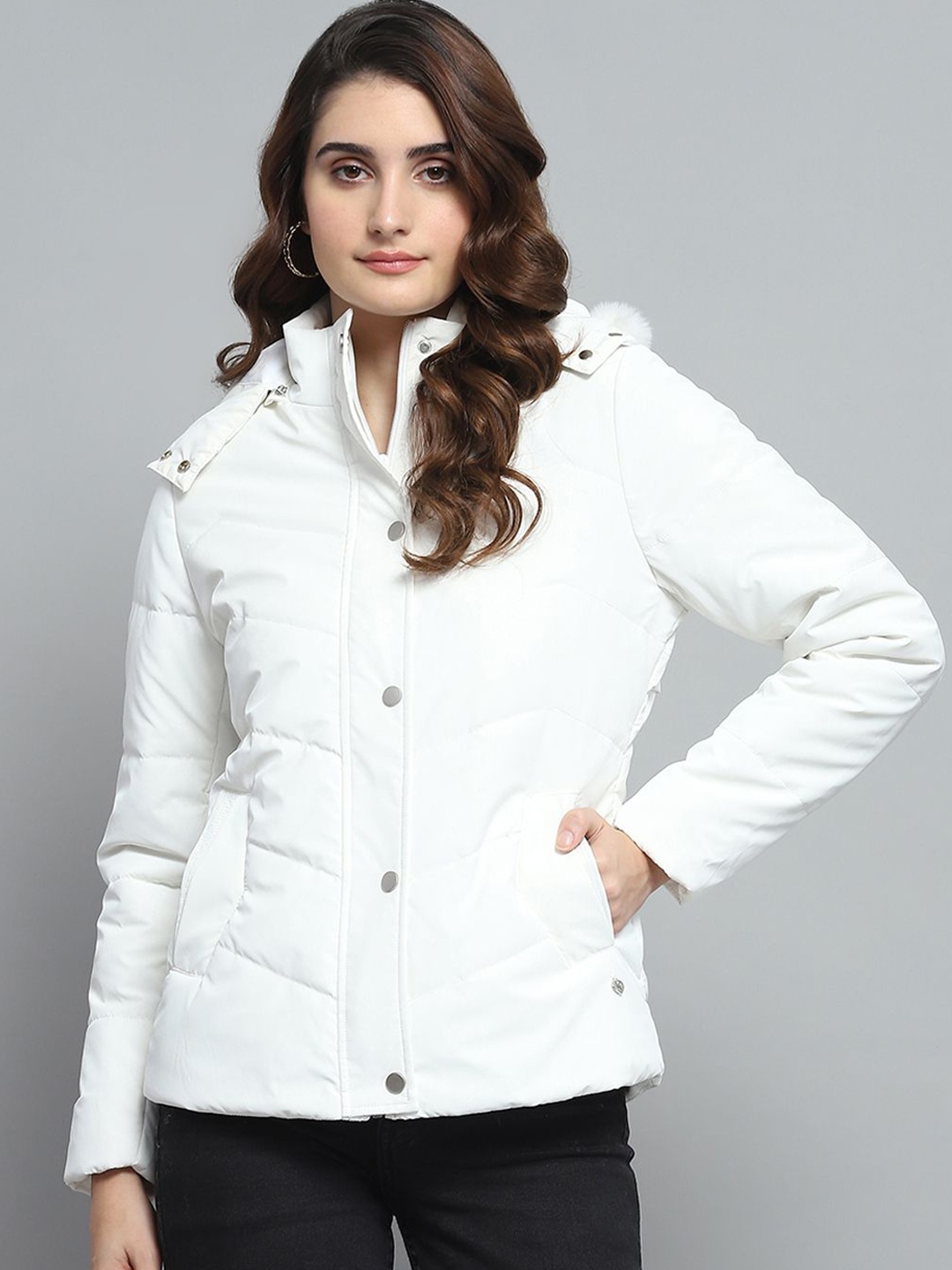 

Monte Carlo Women Hooded Solid Casual Puffer Jacket, White
