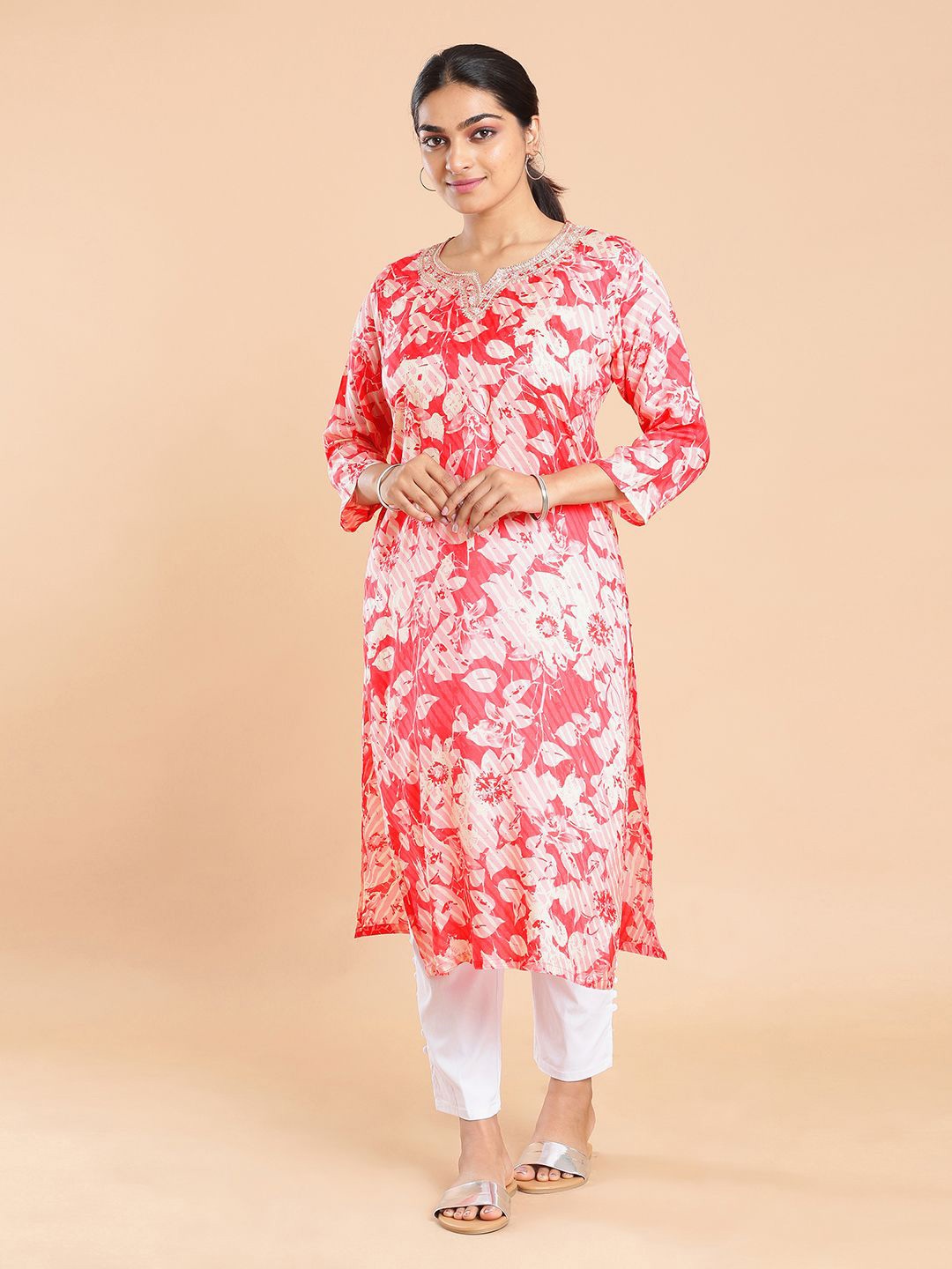 

Kalyan Silks Women Floral Printed Calf Length Kurtas, Pink