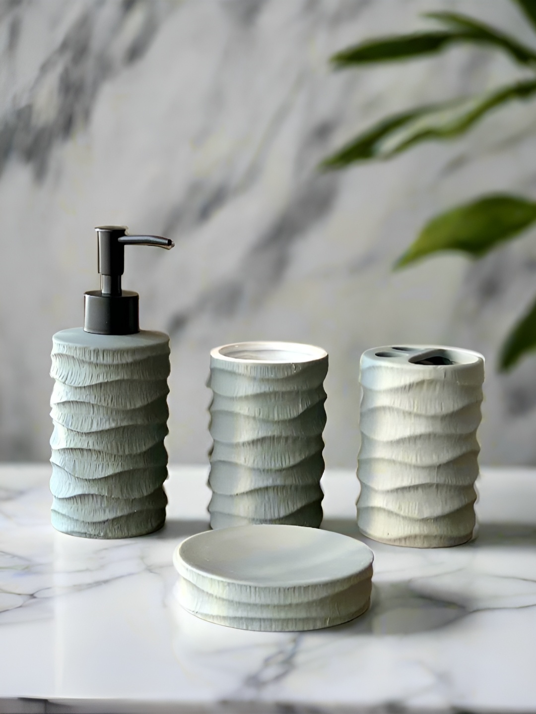 

Mason Home Kigali Grey & Black 4 Pieces Polyresin Bath Accessories Set