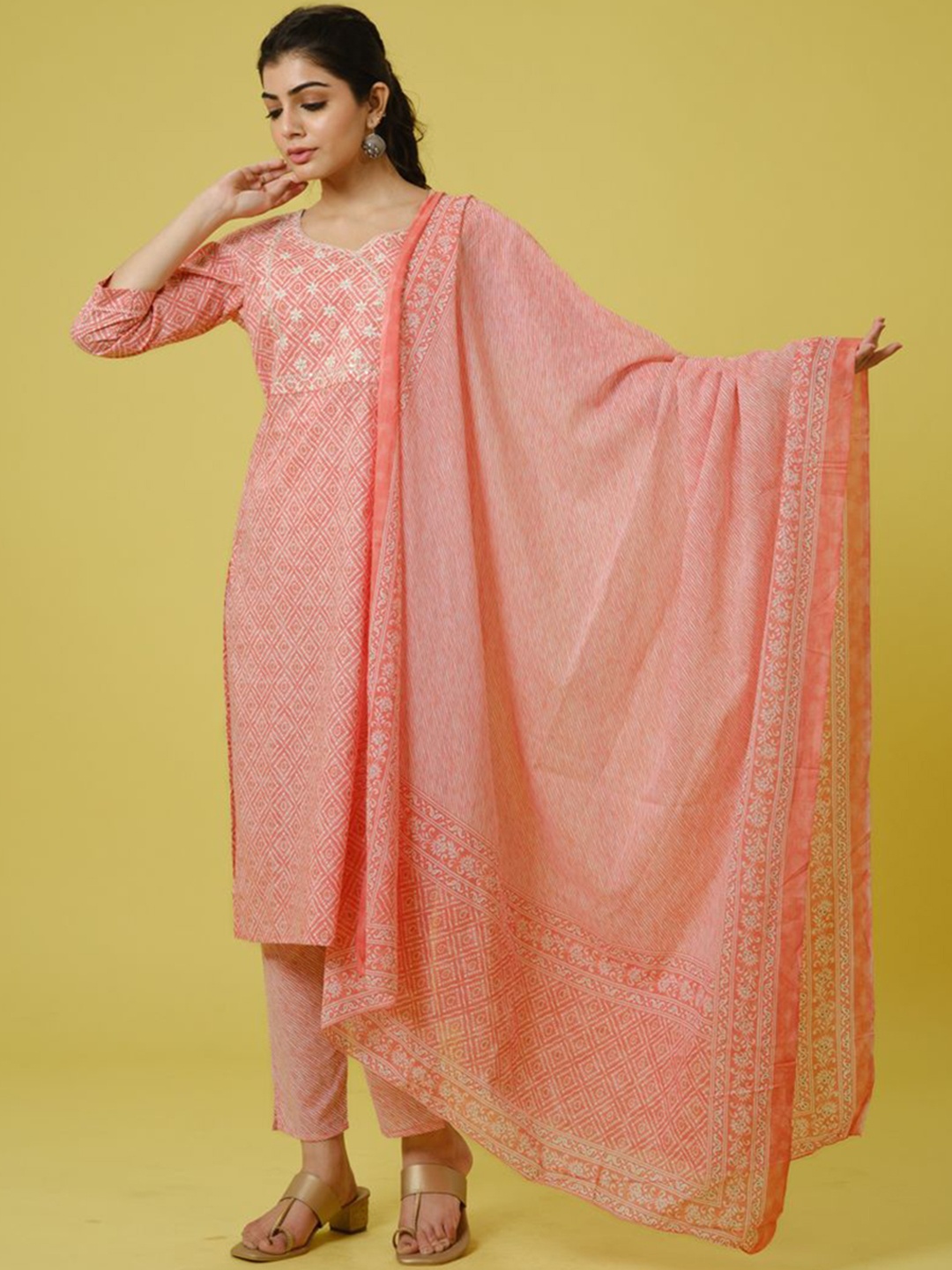 

Hassu's Ethnic Motifs Printed Regular Sequinned Pure Cotton Kurta with Trousers & Dupatta, Peach