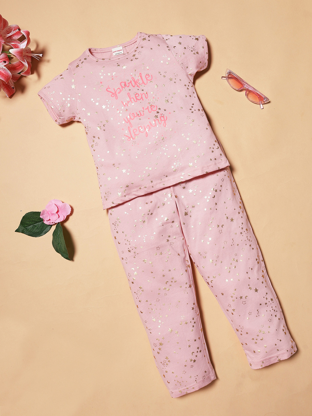 

RAINE AND JAINE Girls Printed Night suit, Pink