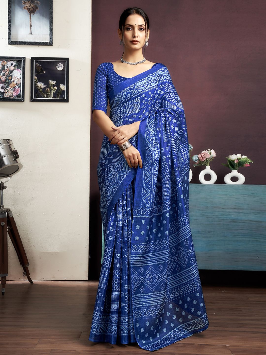 

KALINI Batik Printed Saree, Blue