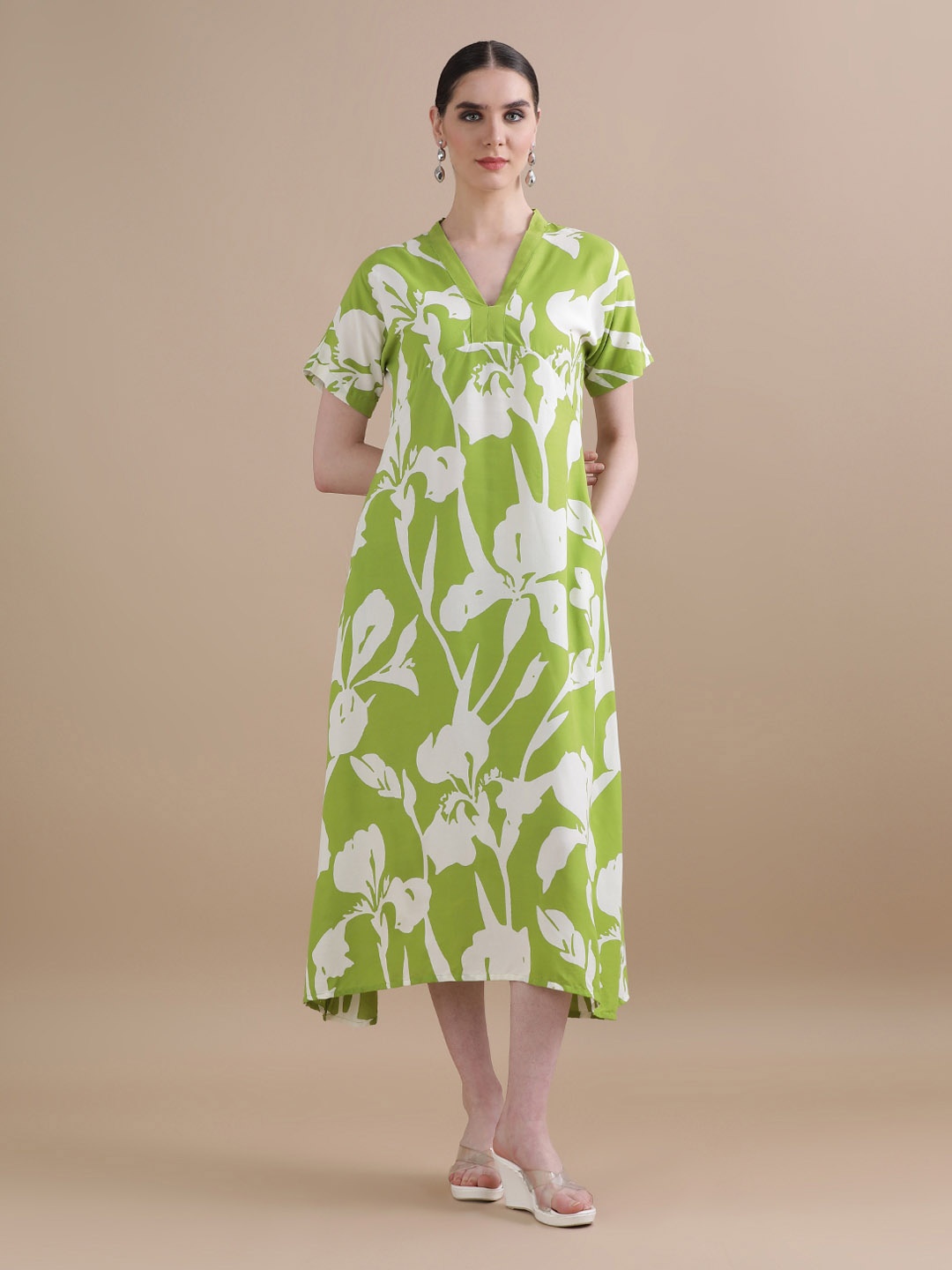 

BLACK & BLAH BLAH Relaxed Fit Floral Printed A-Line Midi Dress, Green