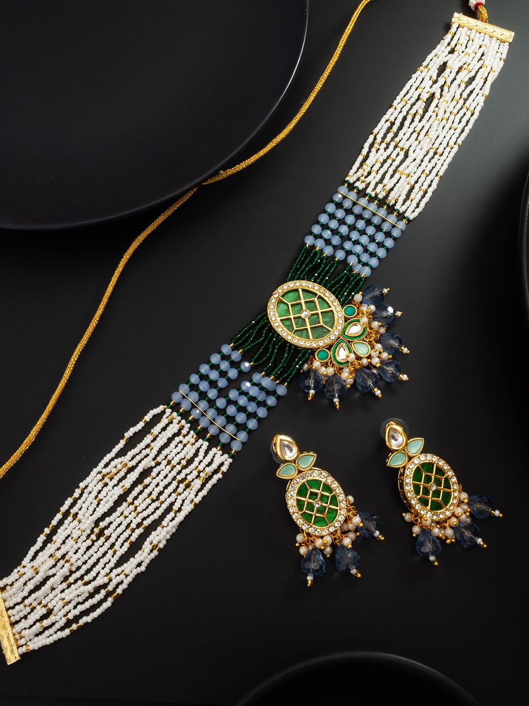 

aadita Kundan Stone Studded & Beaded Jewellery Set, Gold