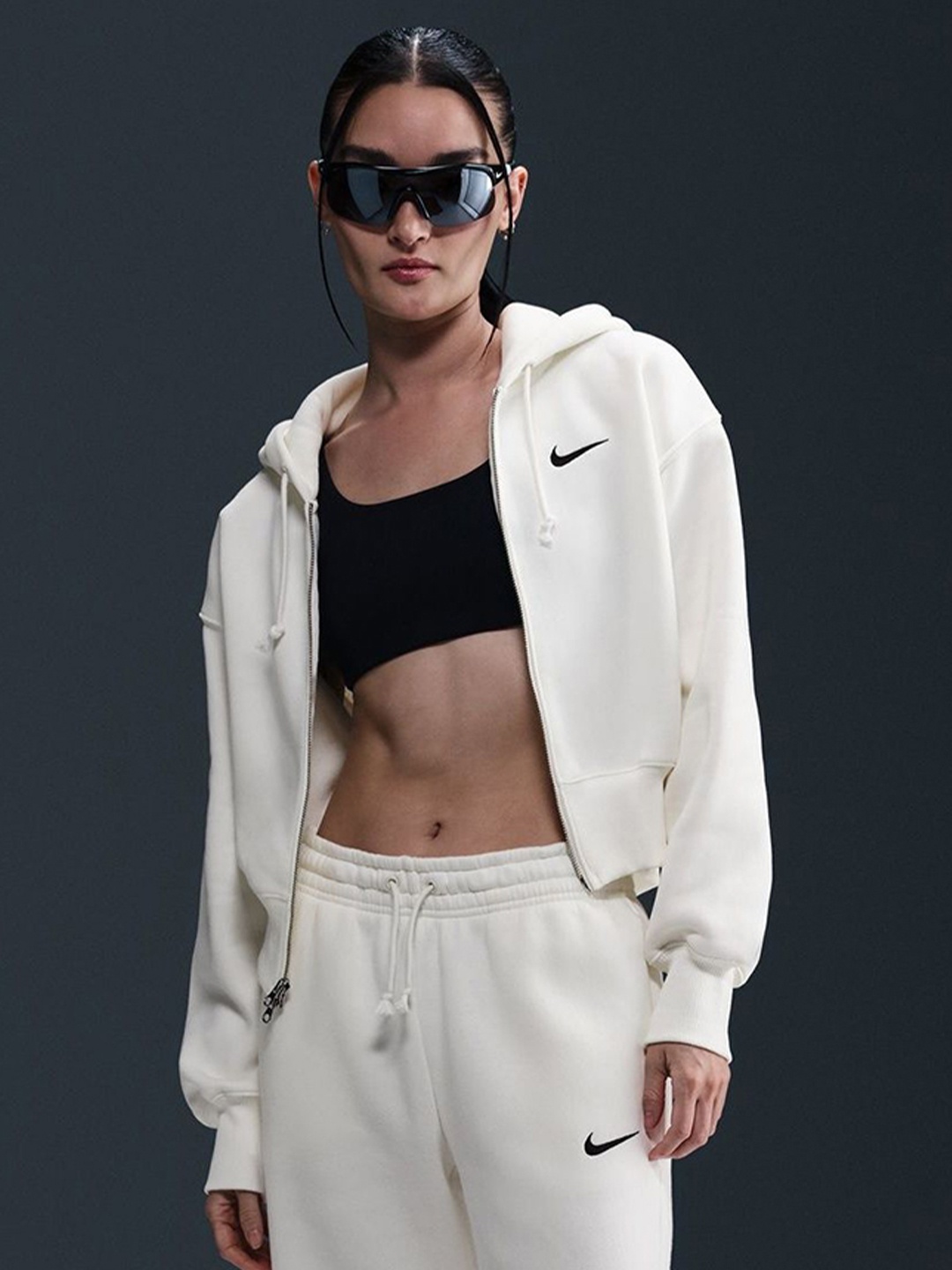 

Nike Sportswear Phoenix Fleece Women's Loose Crop Full-Zip Hoodie, White