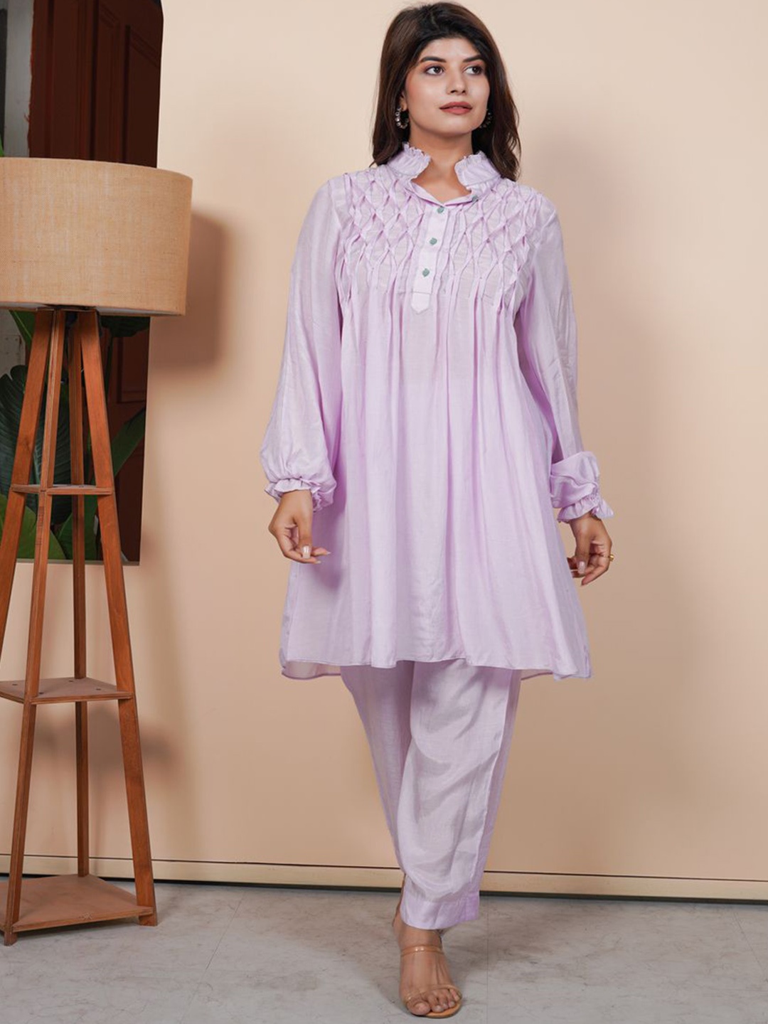 

IMRIE India Mandarin Collar Self Design A-Line Kurta with Trousers, Lavender