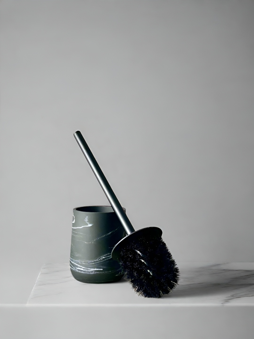 

Mason Home Palermo Black Resin Toilet Brush Holder