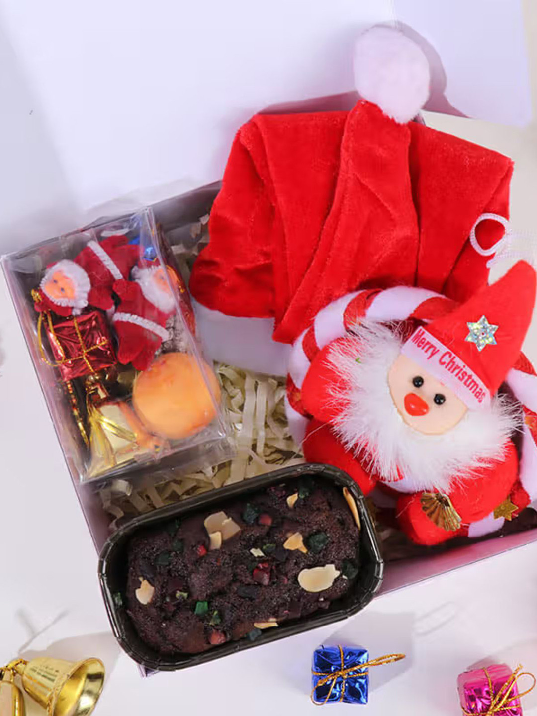 

Floweraura Unisex Set Of 4 Christmas Gift Set, Red