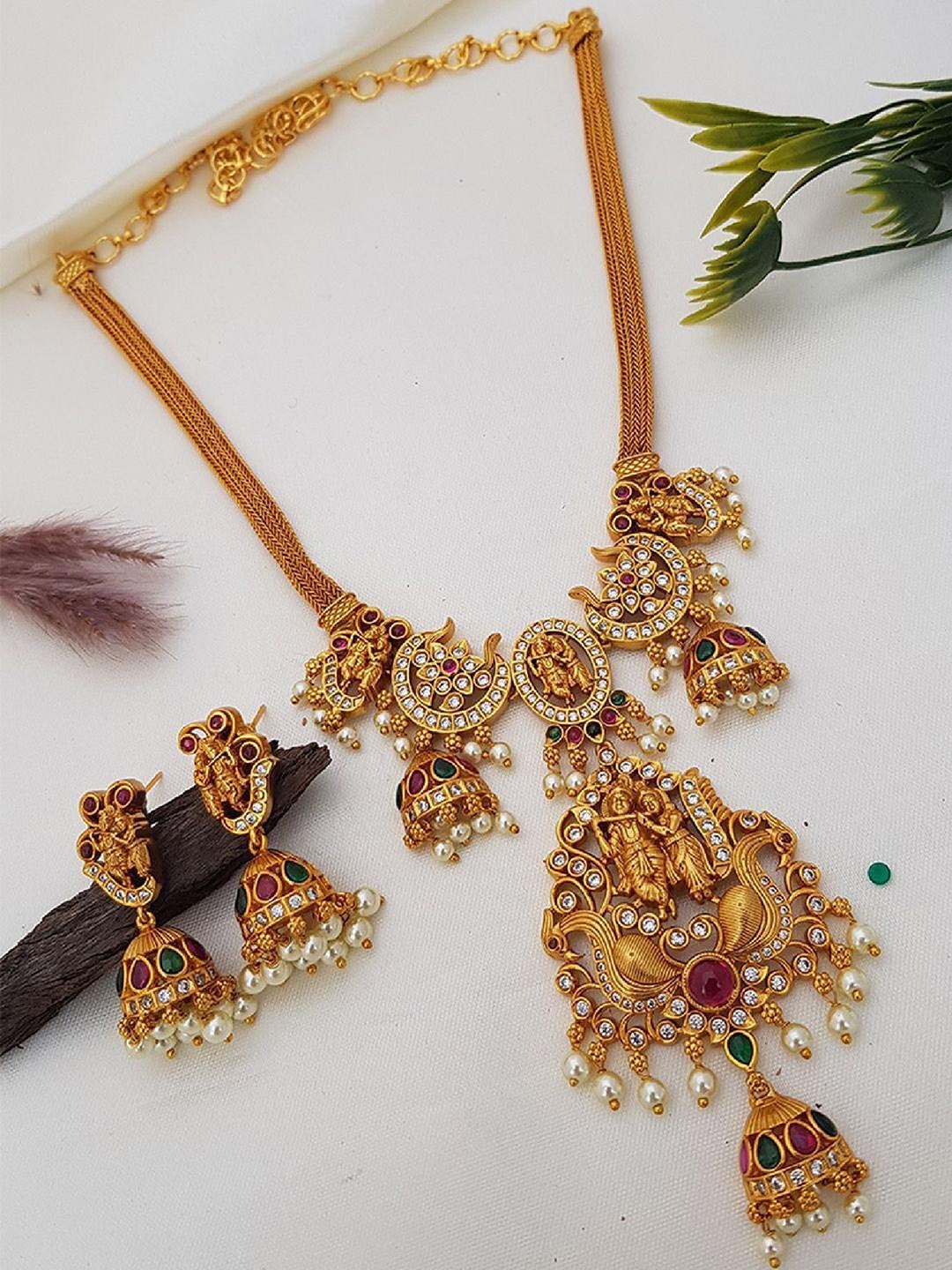 

GRIIHAM Gold-Plated Cubic Zirconia-Studded & Beaded Jewellery Set