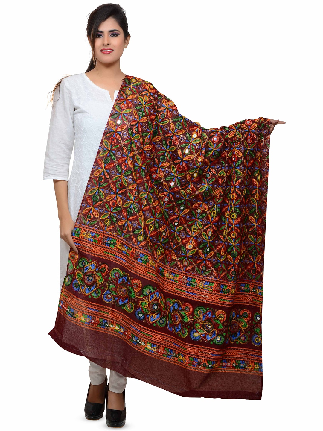 

BANJARA INDIA Embroidered Dupatta with Thread Work, Maroon