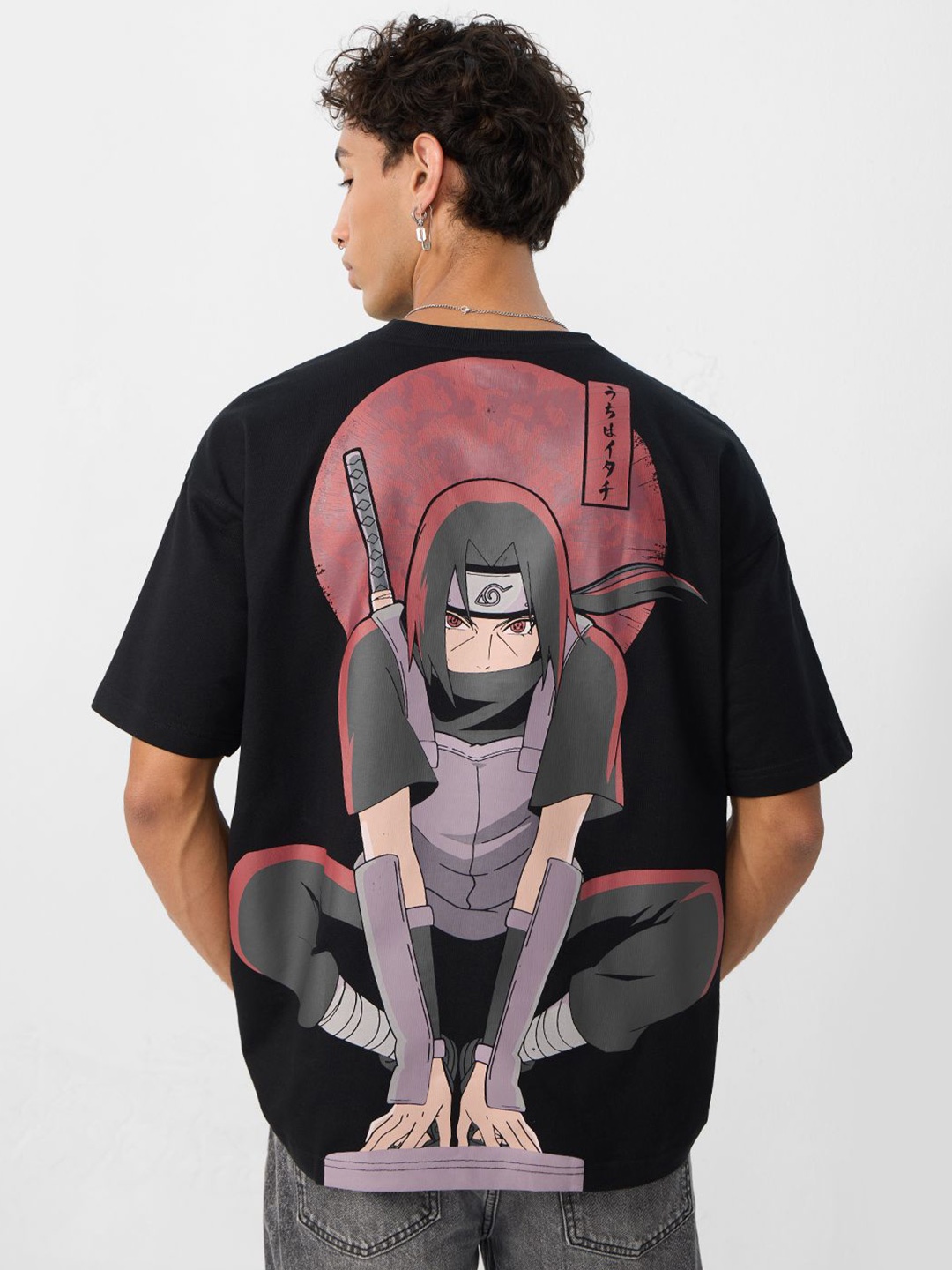 

The Souled Store Men Graphic Printed Round Neck Cotton Oversized Naruto T-shirt, Black