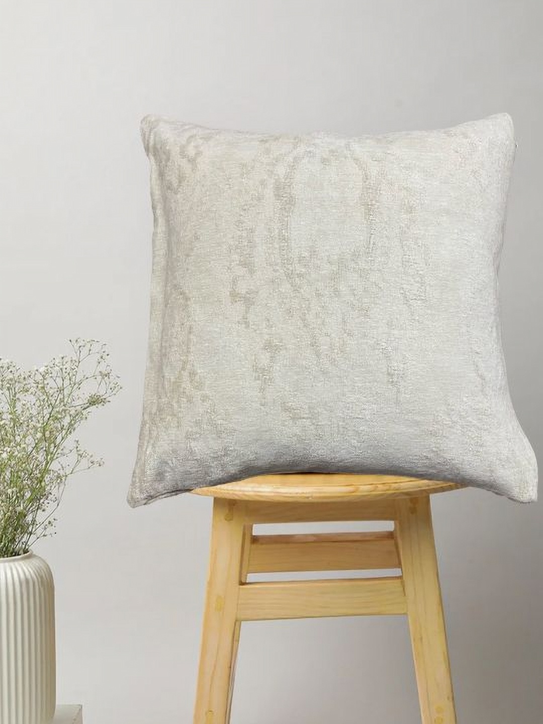 

SAJAVAT Cream-Coloured Embroidered Cotton Square Cushion Cover
