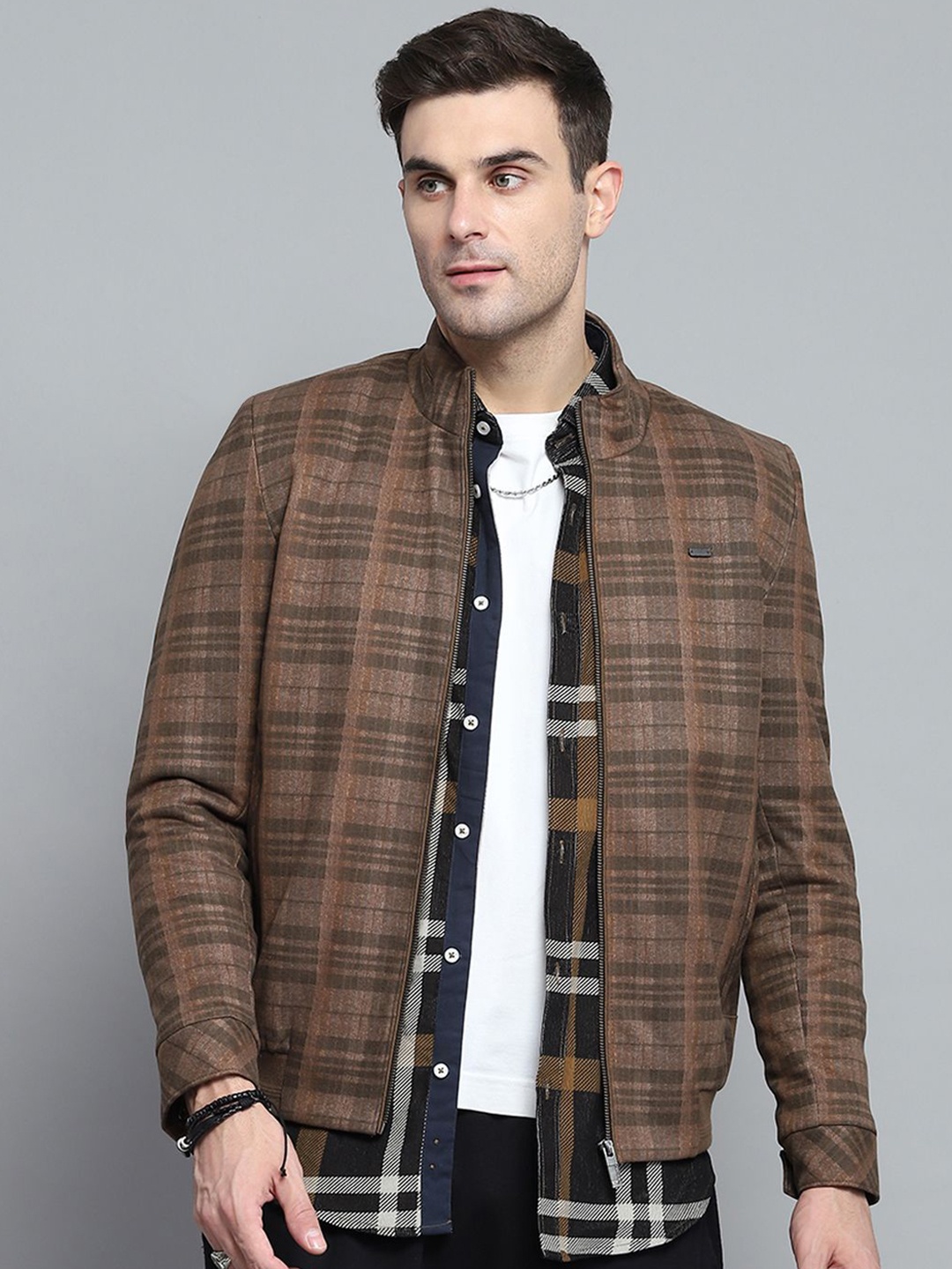 

Monte Carlo Men Mock Collar Geometric Printed Casual Tailored Jacket, Brown
