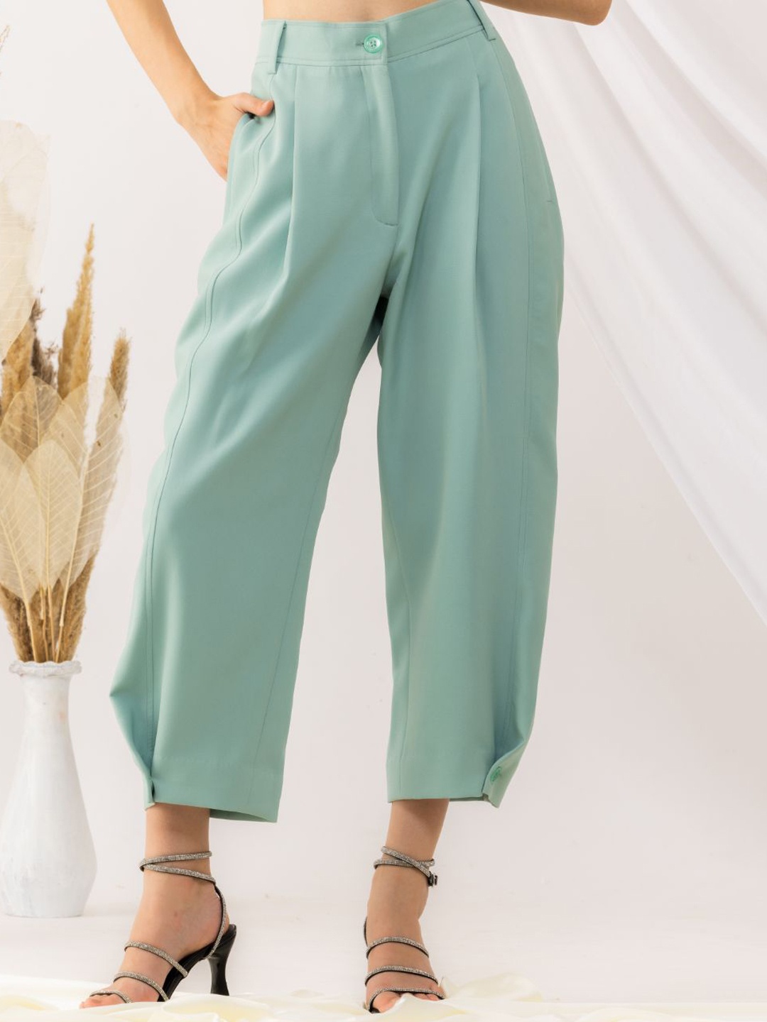 

KOVET Women Pleated Trousers, Sea green
