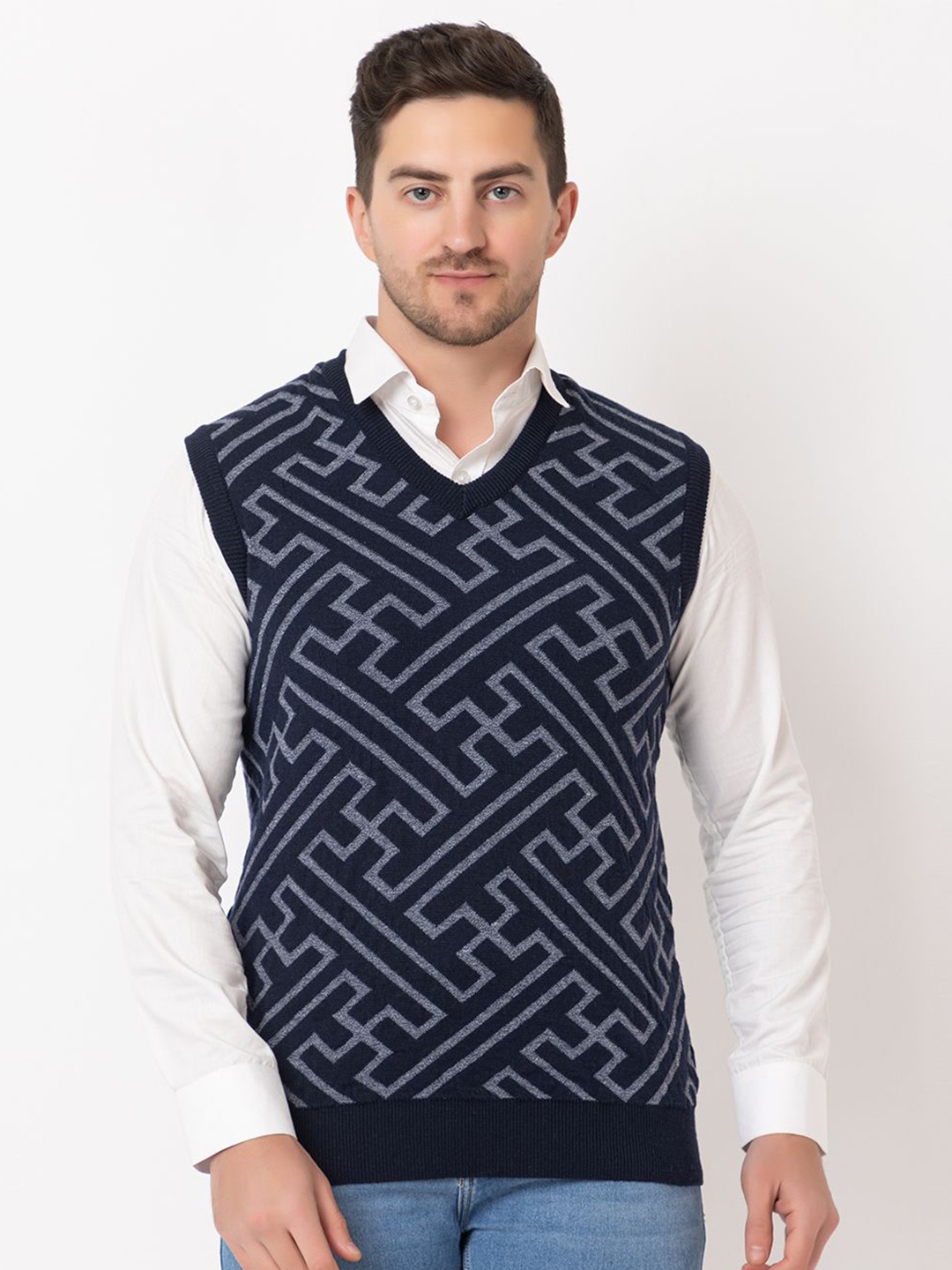 

BeriBlu Men Geometric Printed Sweater Vest, Navy blue